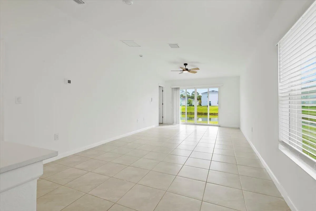 1338 Colebrook Circle SW