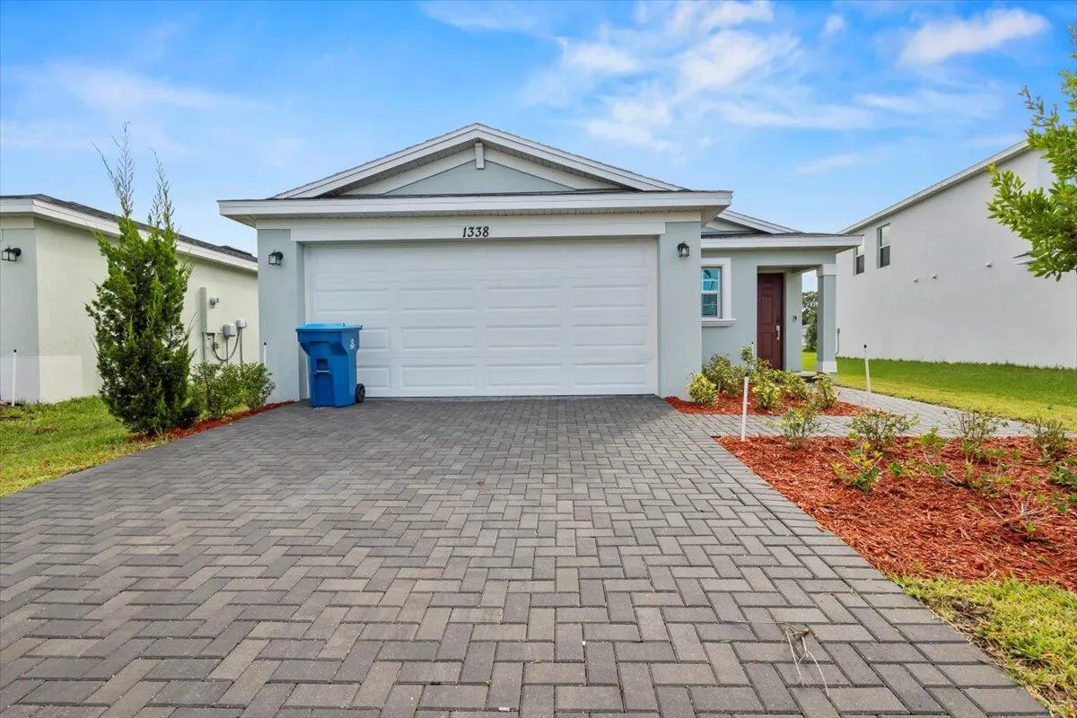 1338 Colebrook Circle SW