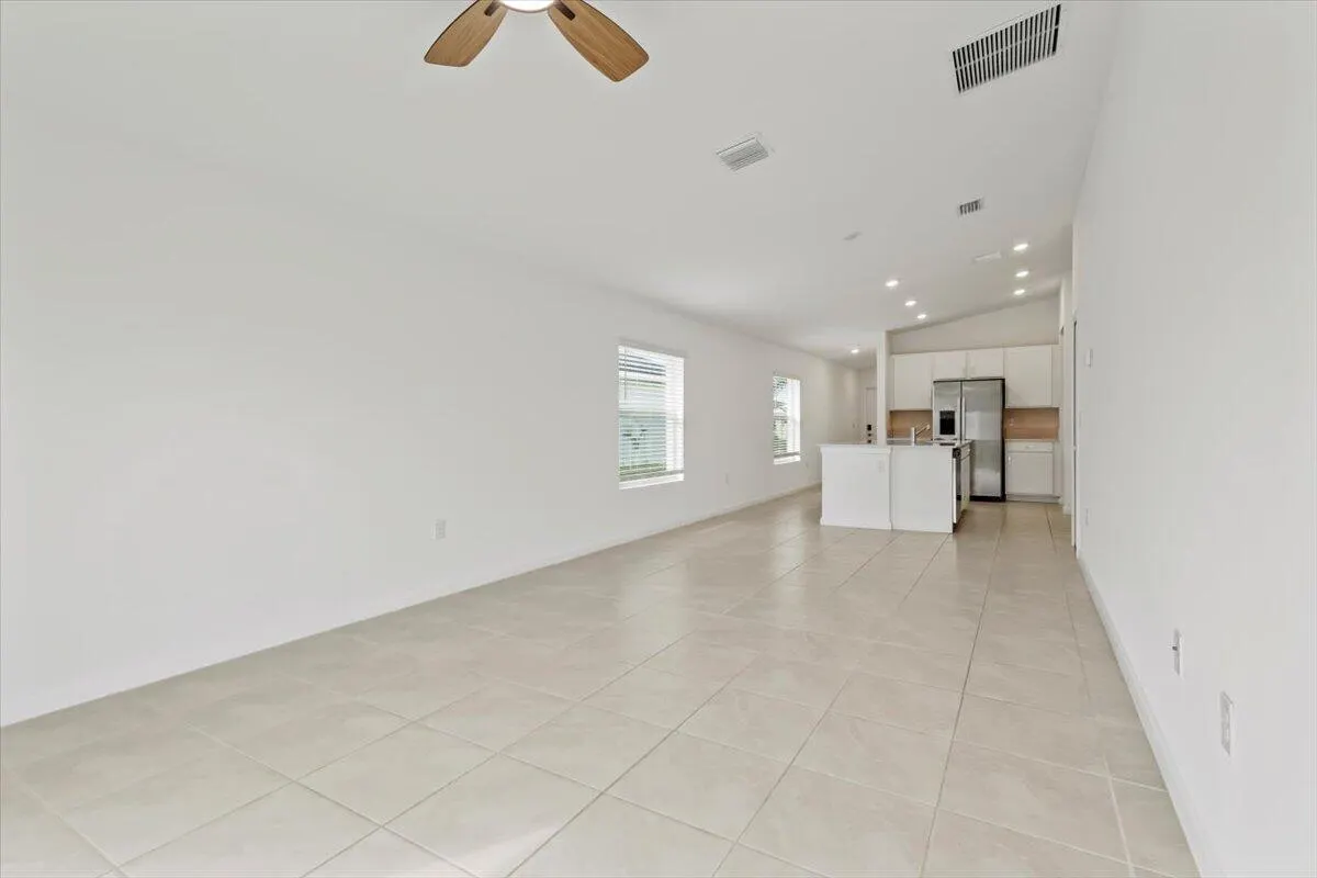 1338 Colebrook Circle SW
