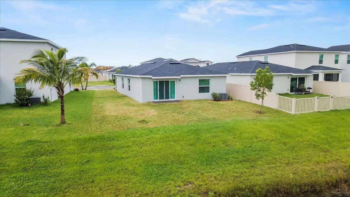 1338 Colebrook Circle SW