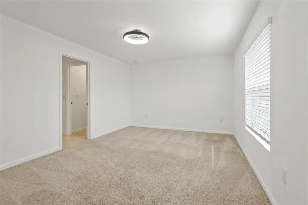 1338 Colebrook Circle SW