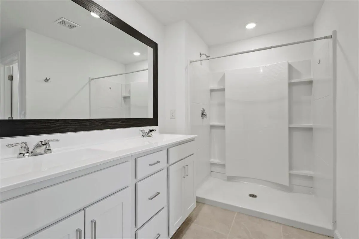 1338 Colebrook Circle SW