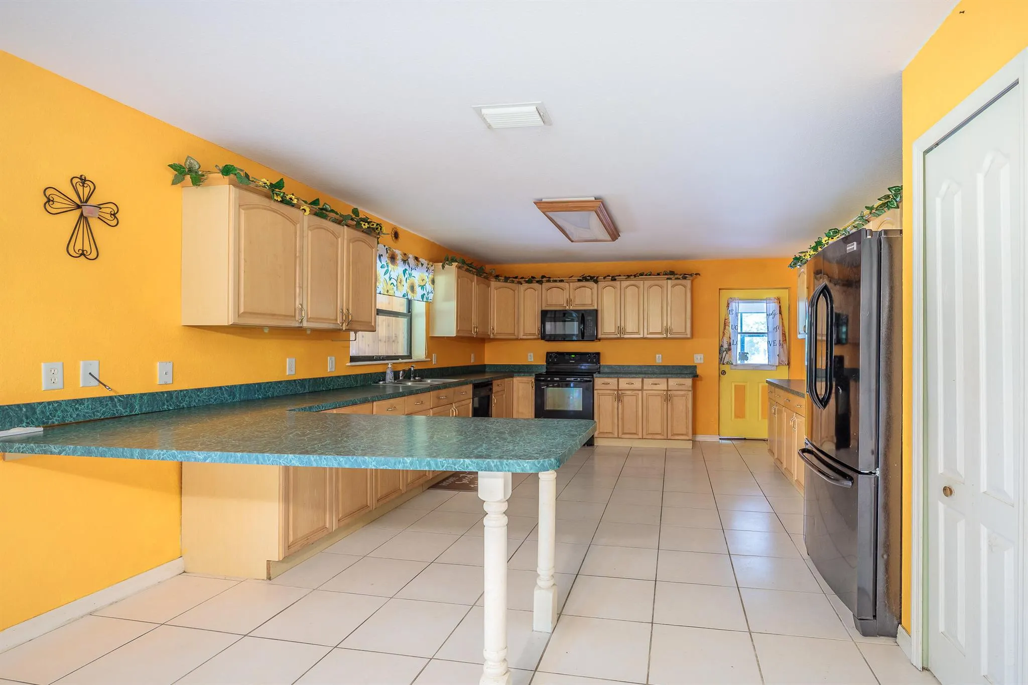 4920 Tree Top Trail