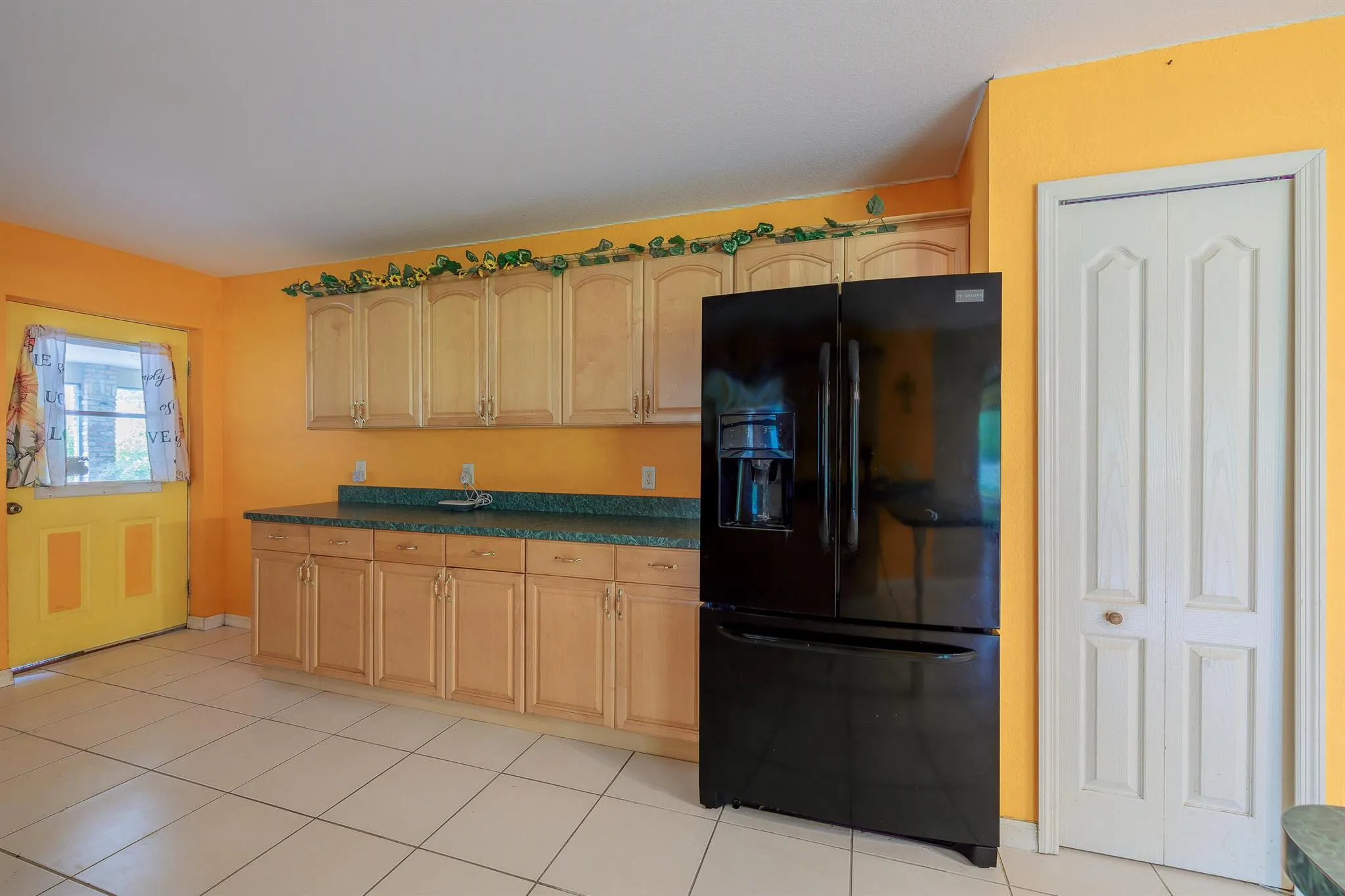 4920 Tree Top Trail