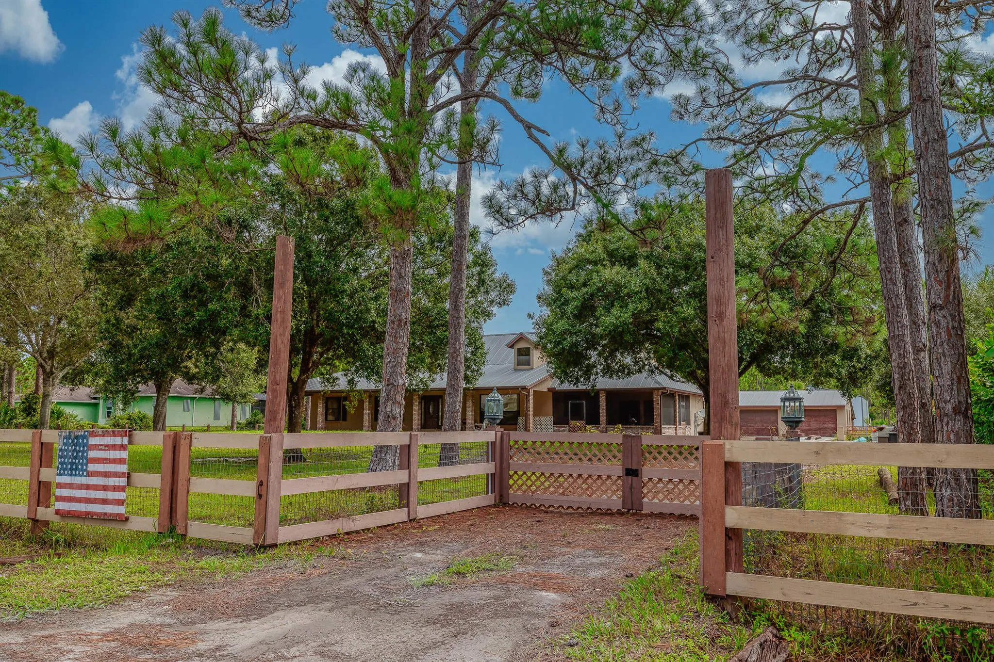 4920 Tree Top Trail