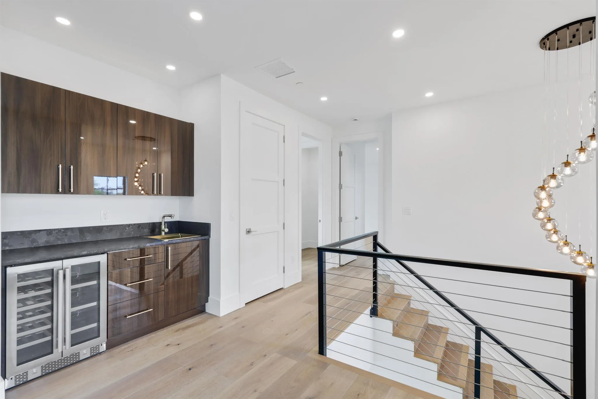 1211 Gulfstream Way