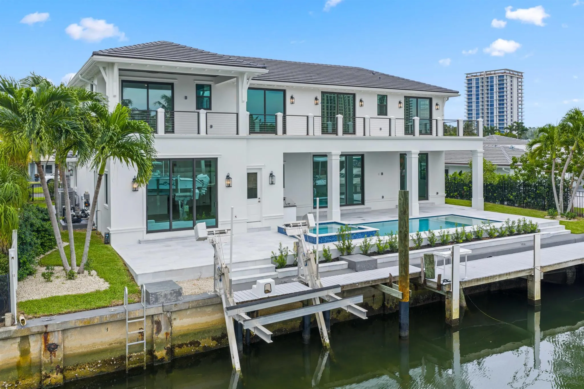 1211 Gulfstream Way