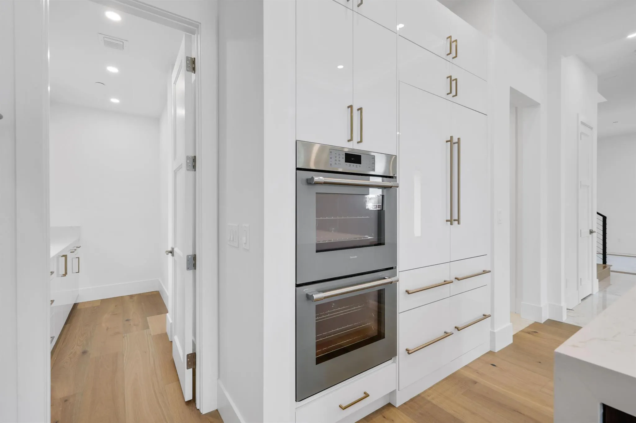 1211 Gulfstream Way