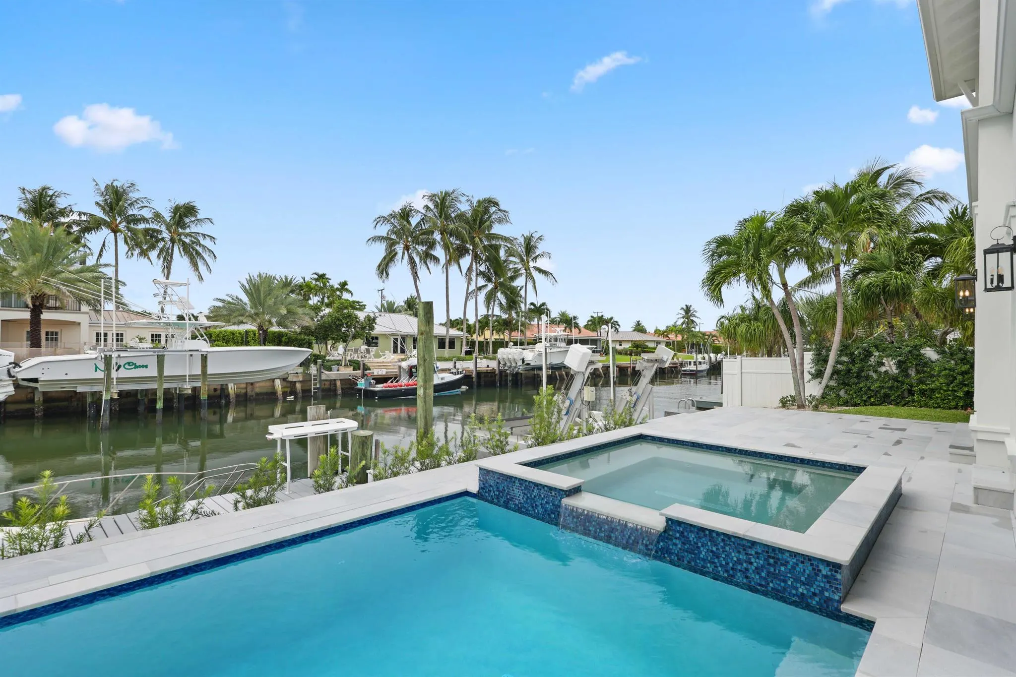 1211 Gulfstream Way