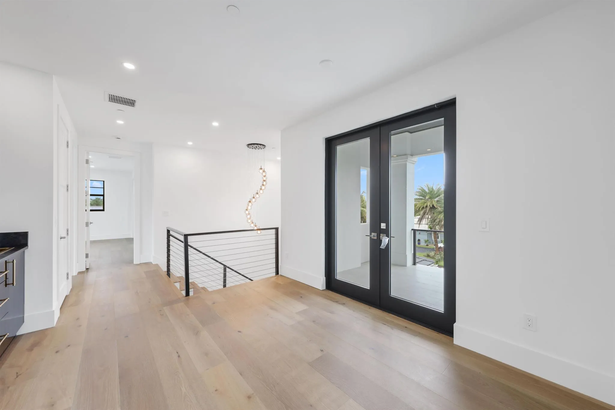 1211 Gulfstream Way