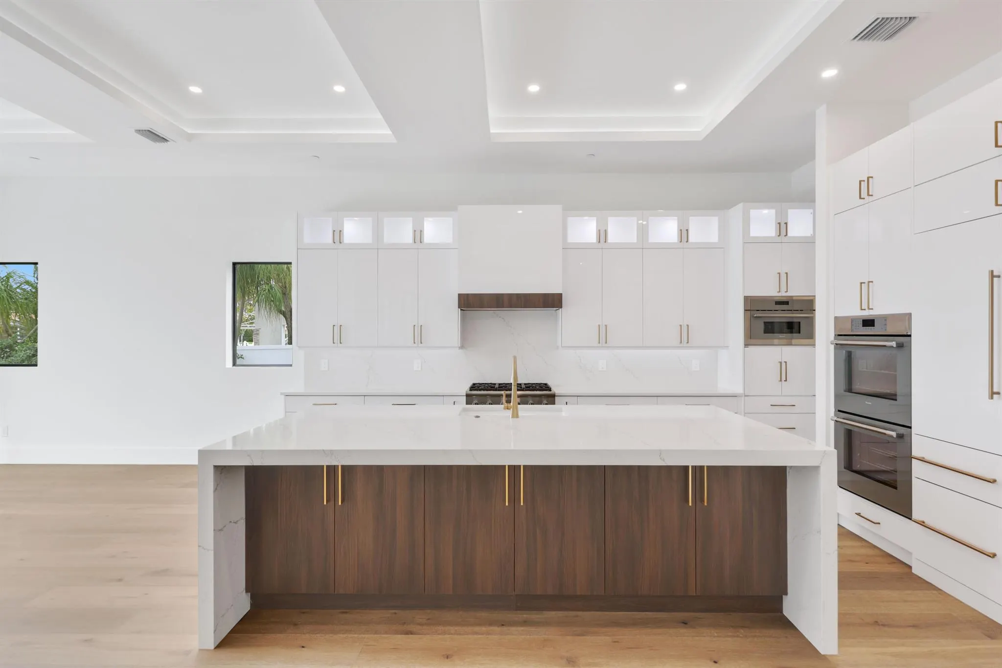 1211 Gulfstream Way
