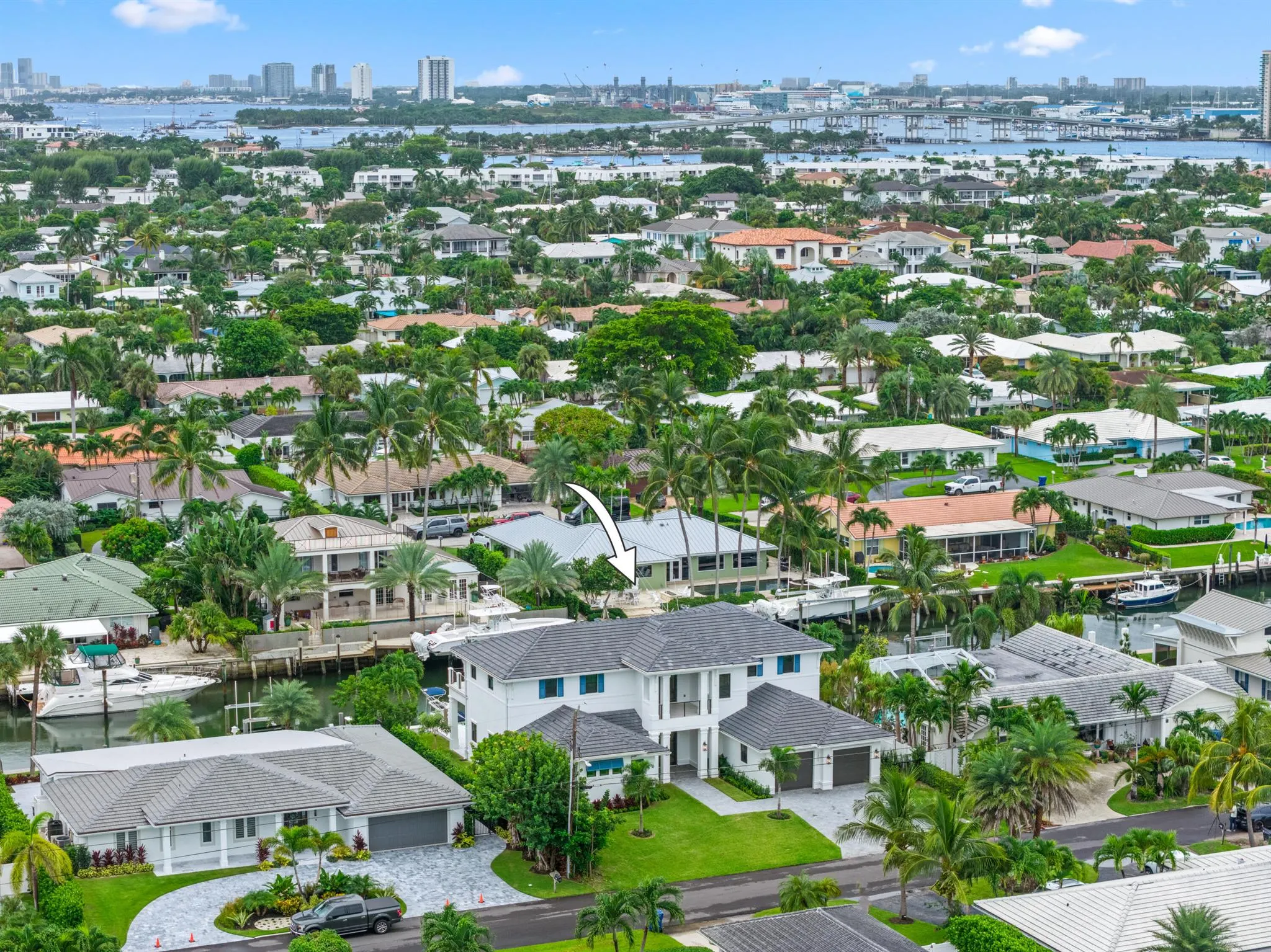 1211 Gulfstream Way