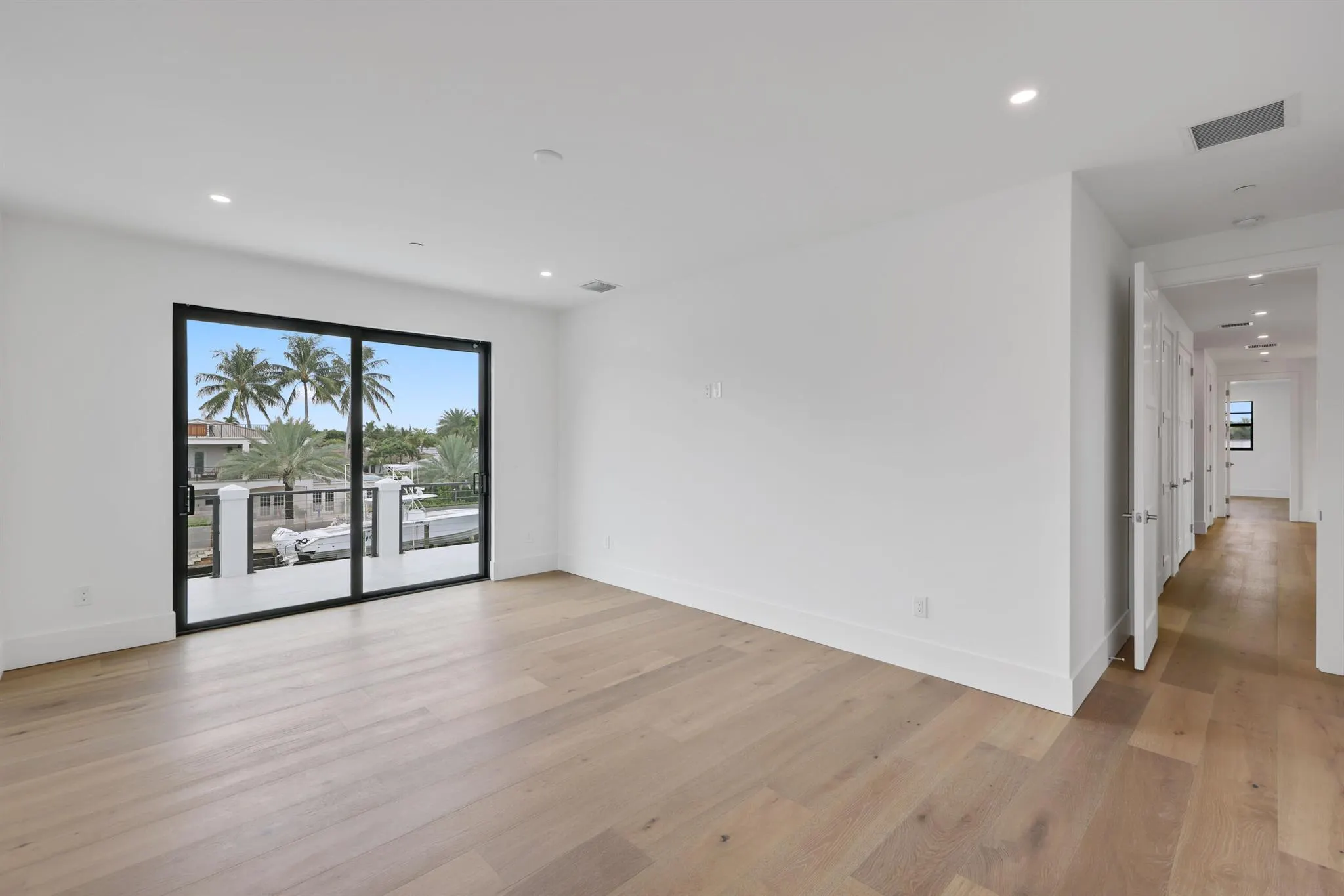 1211 Gulfstream Way