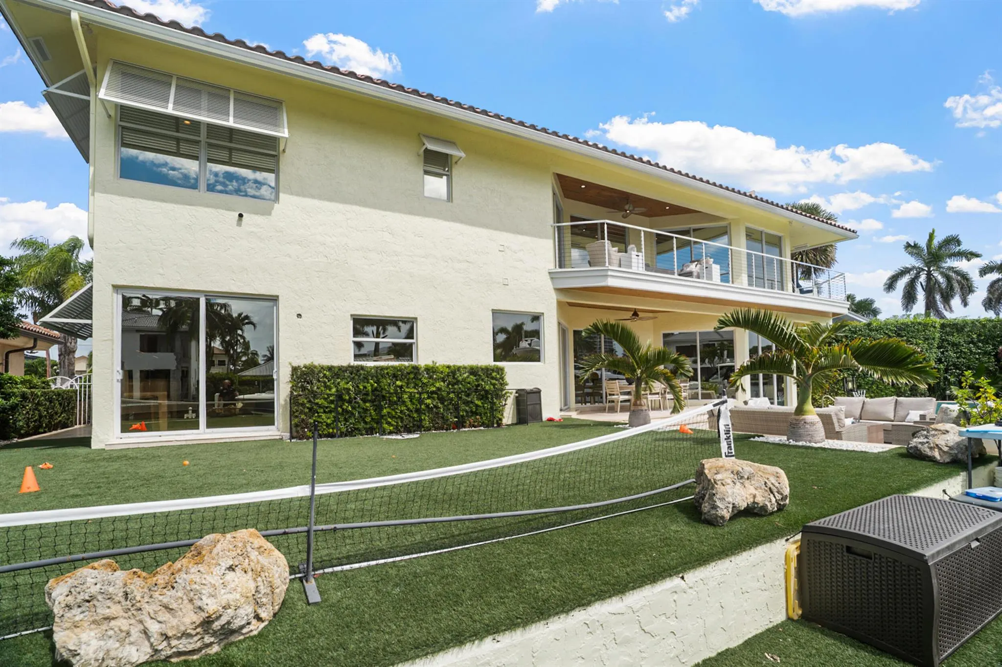 968 Hyacinth Drive