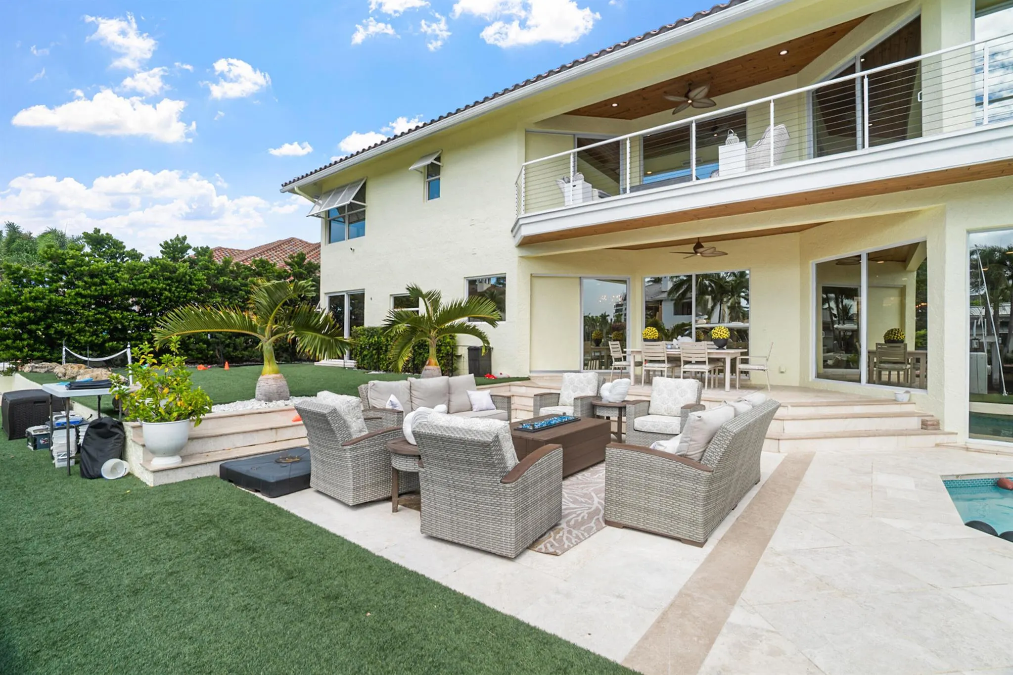 968 Hyacinth Drive