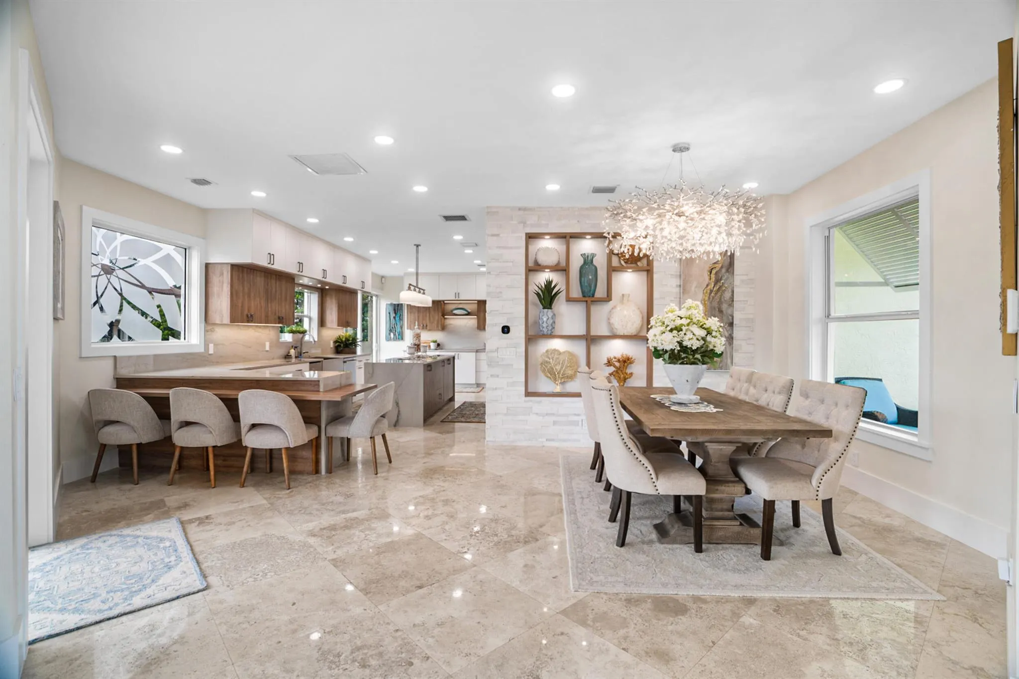 968 Hyacinth Drive