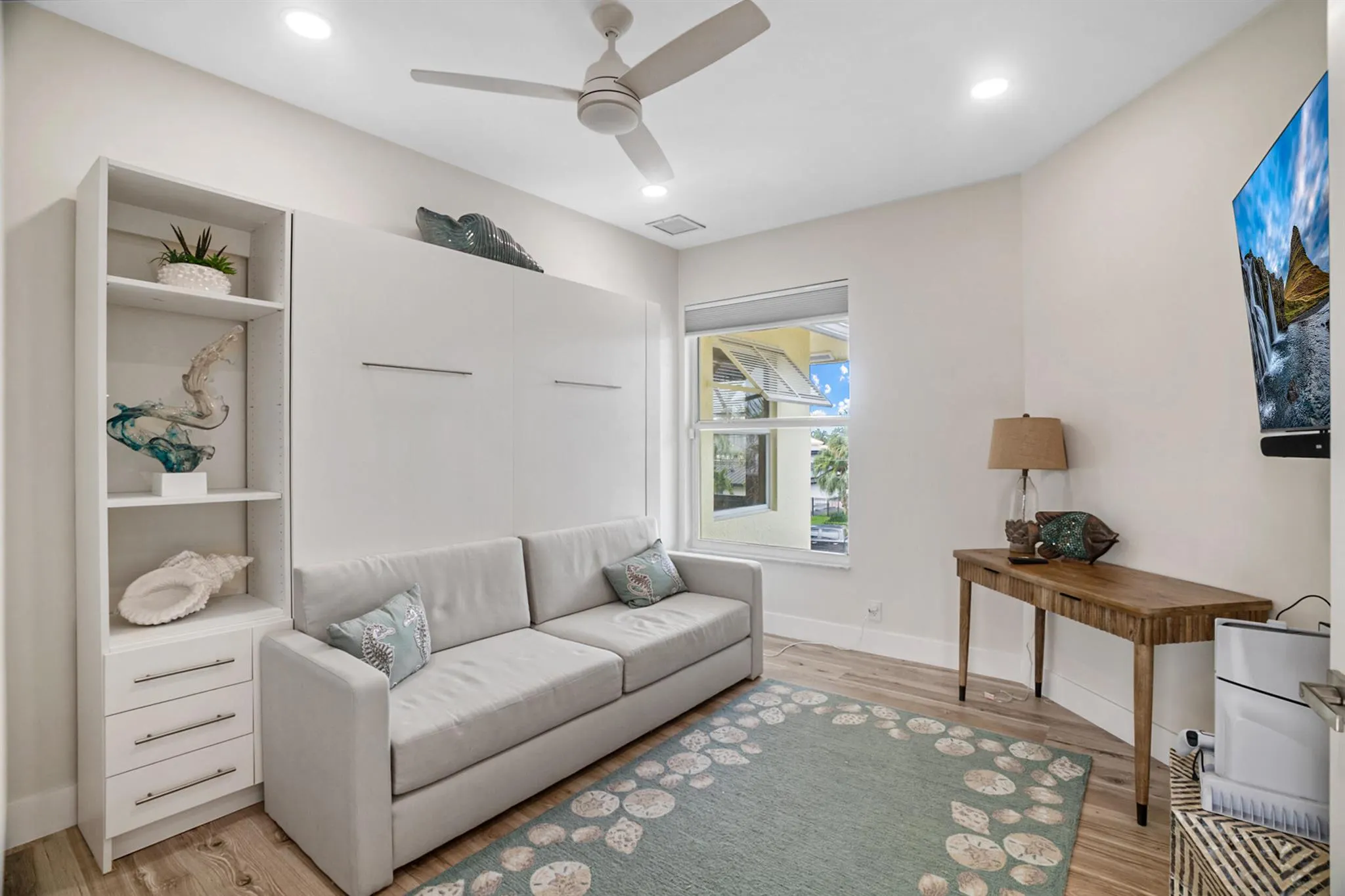968 Hyacinth Drive