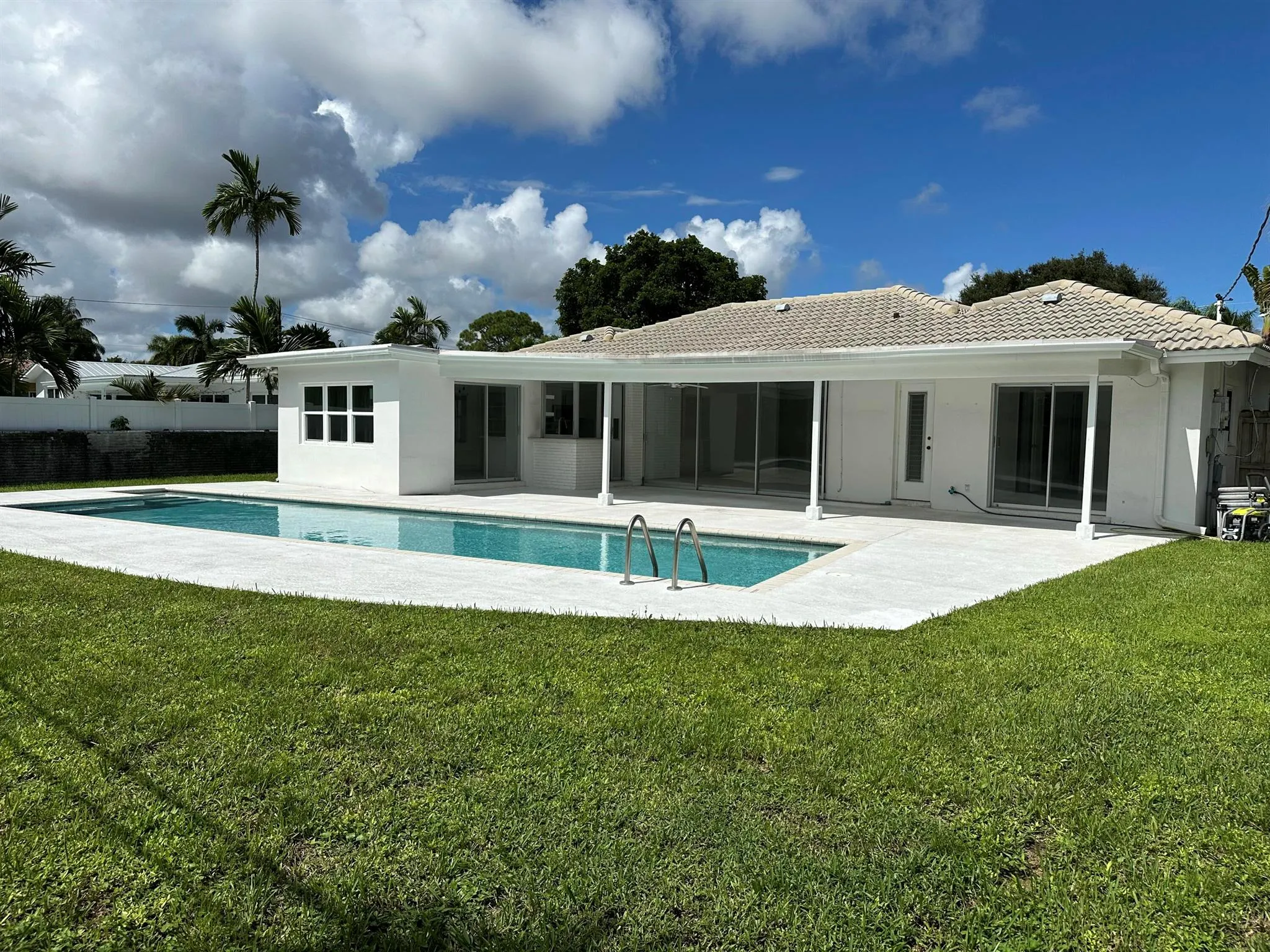 1174 SW 5th Street