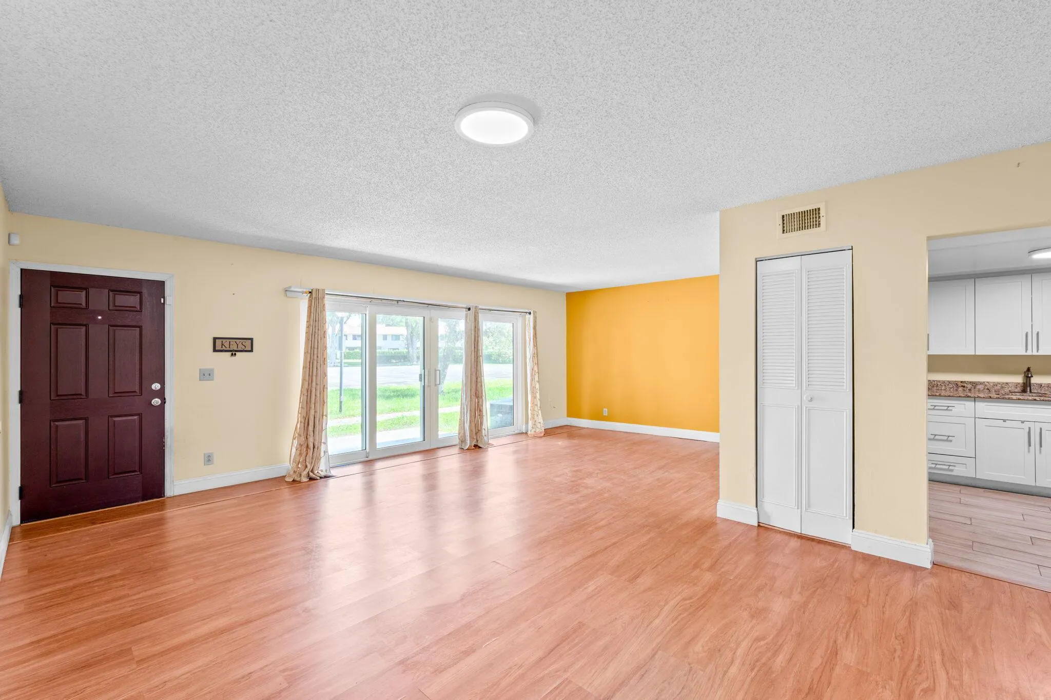 5850 NW 57th Avenue, #5
