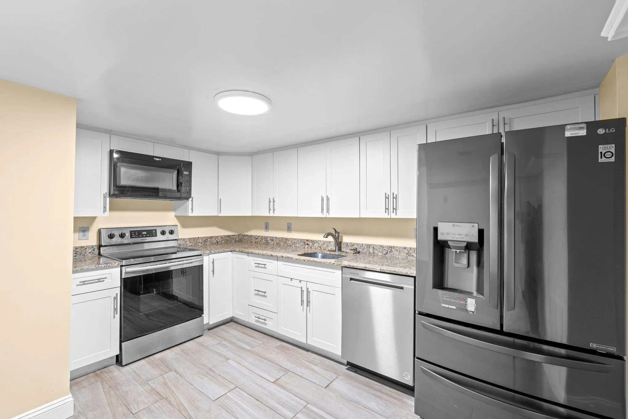 5850 NW 57th Avenue, #5