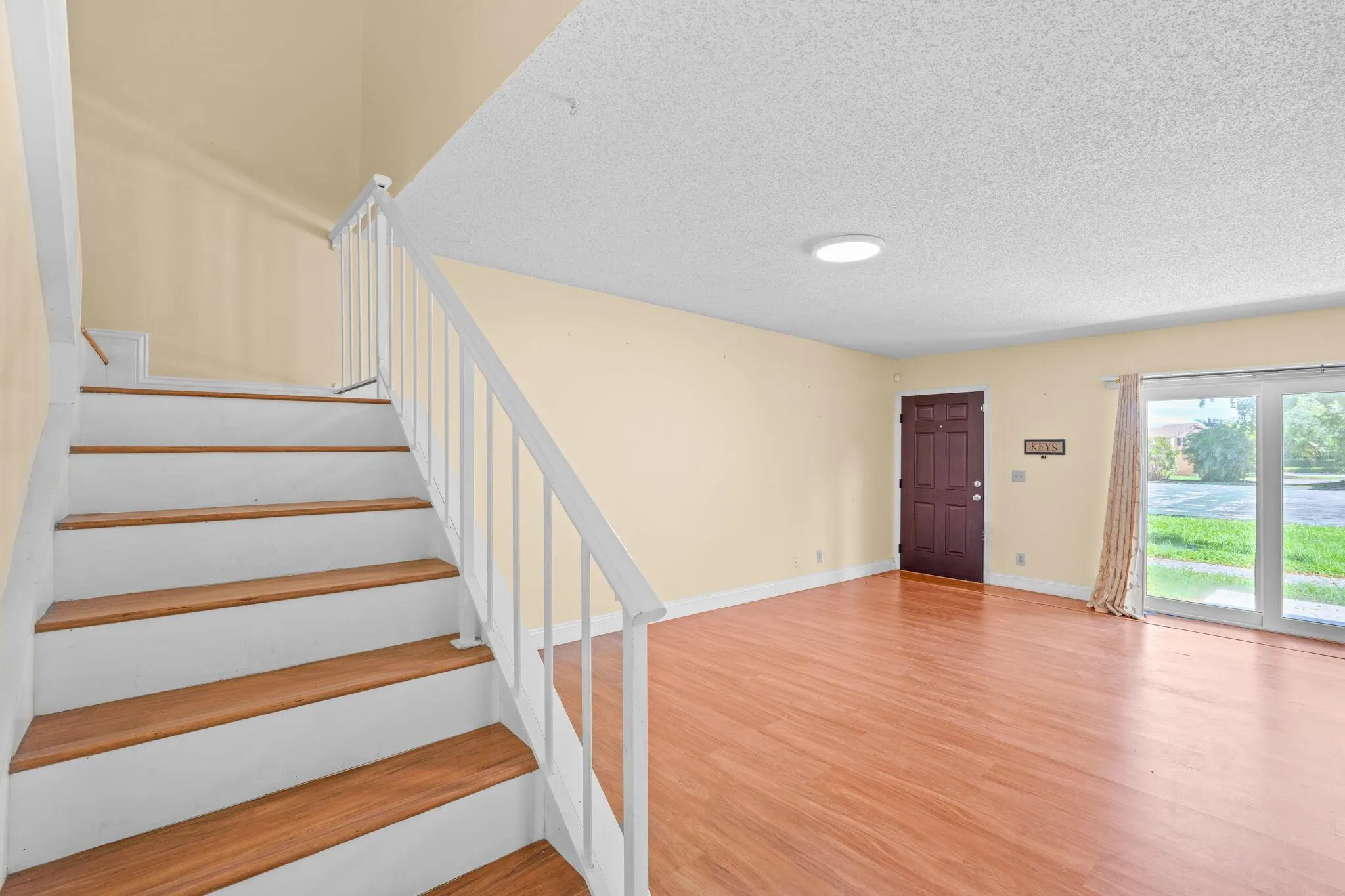 5850 NW 57th Avenue, #5