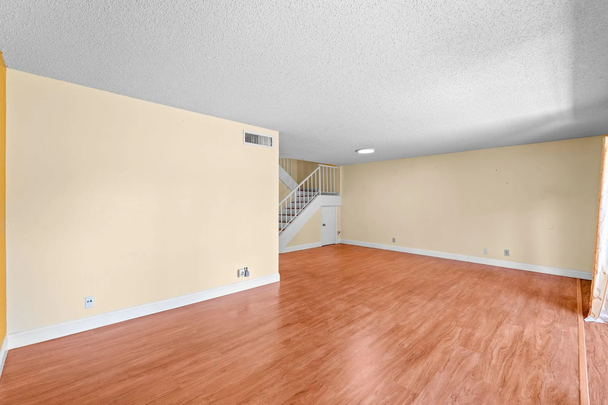 5850 NW 57th Avenue, #5