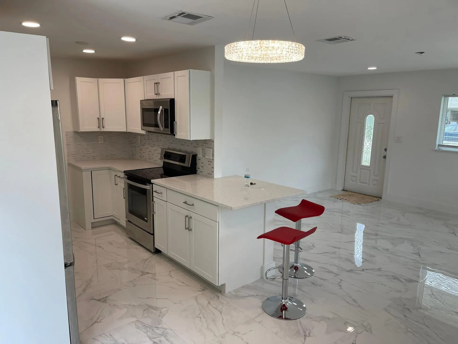 372 NW 4th Court