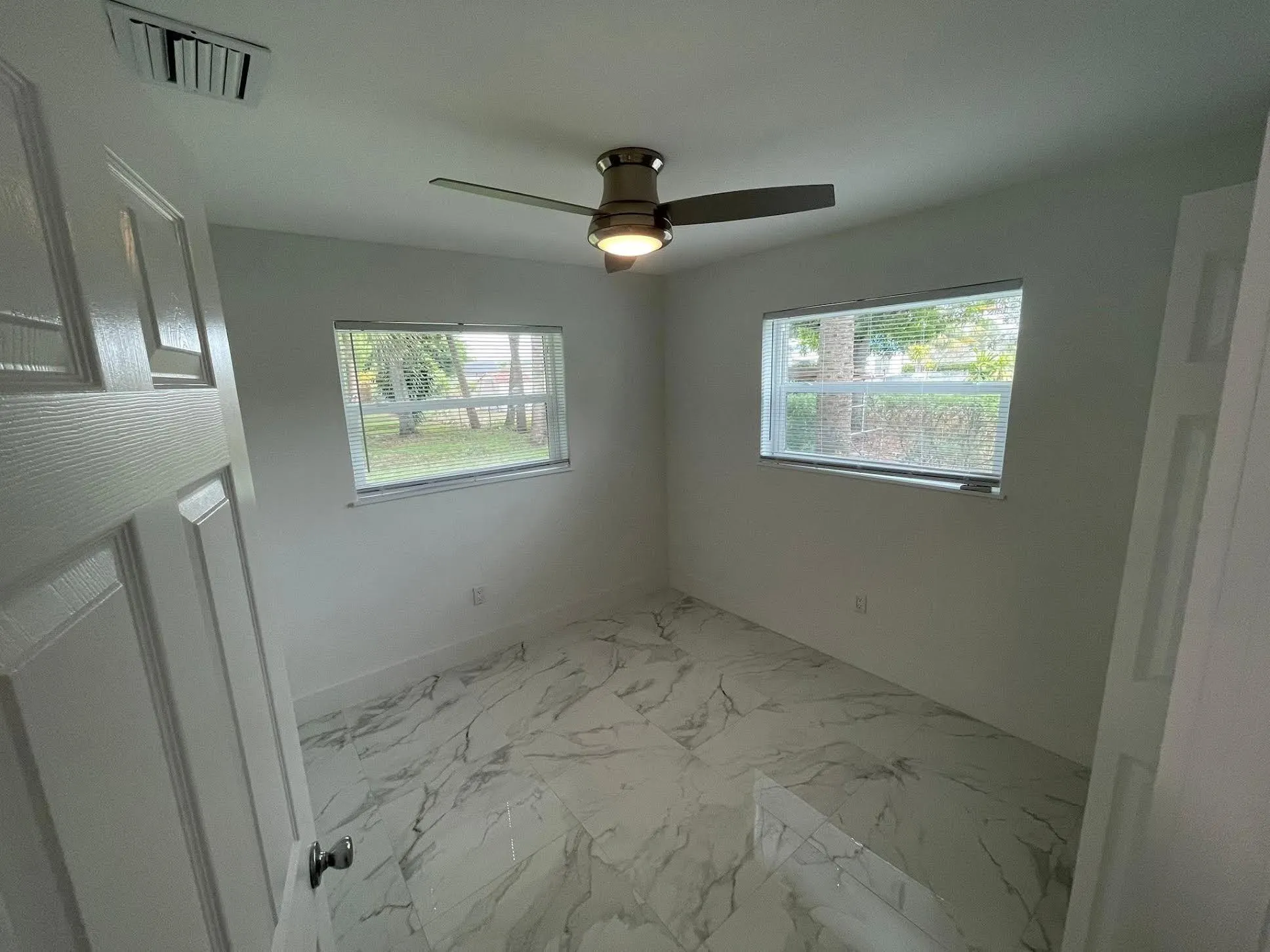 372 NW 4th Court