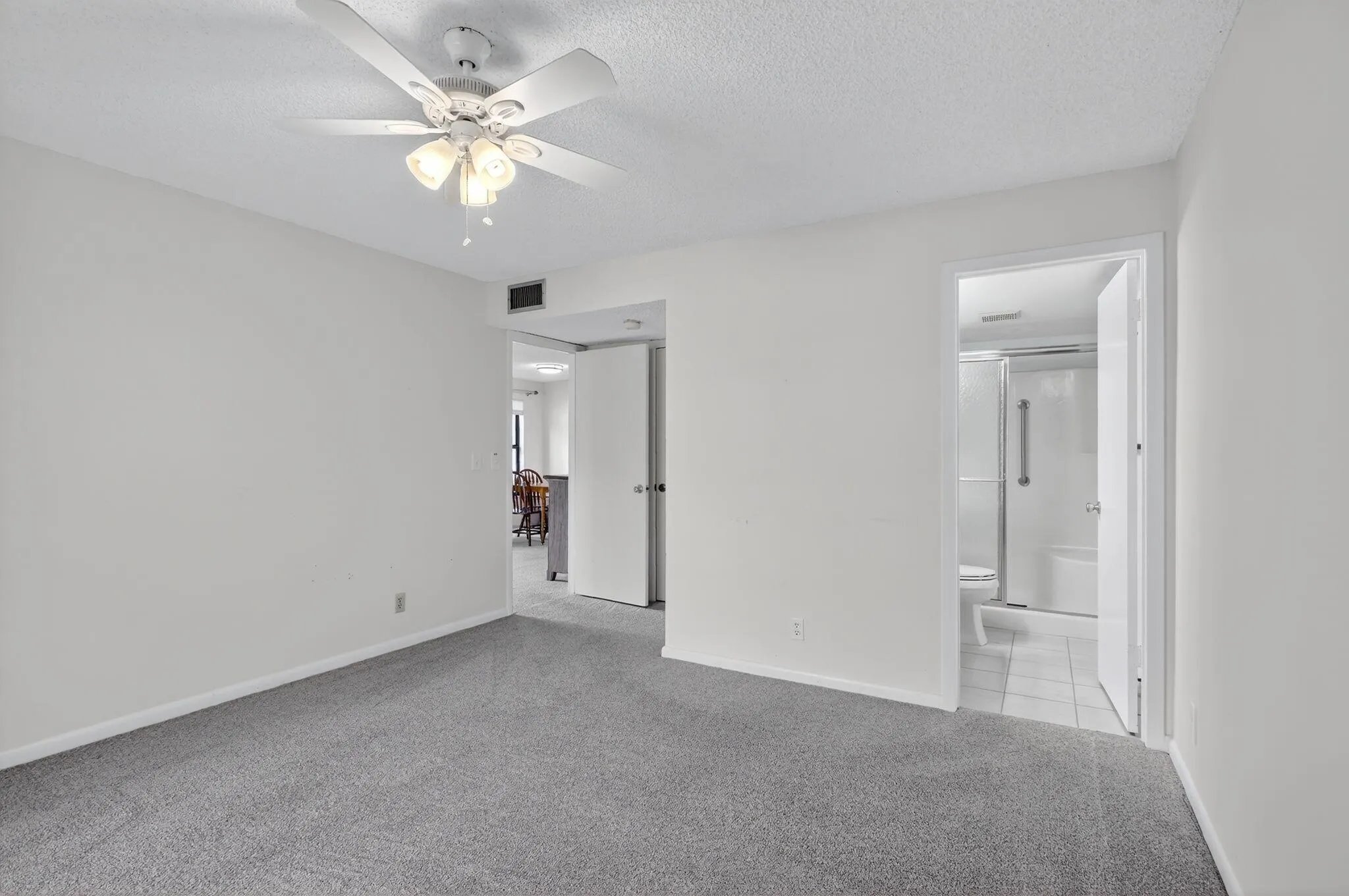 181 SW South River Drive, #106