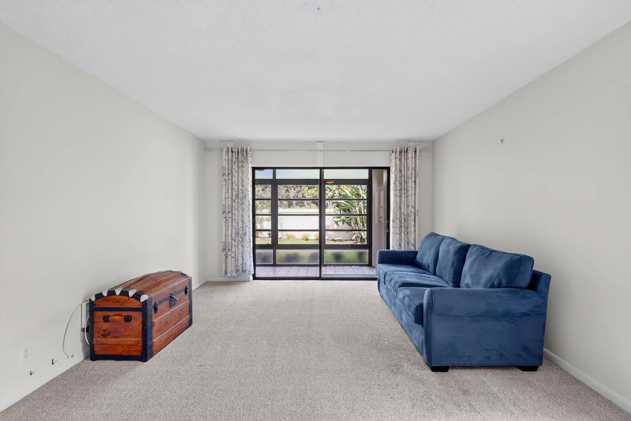 181 SW South River Drive, #106