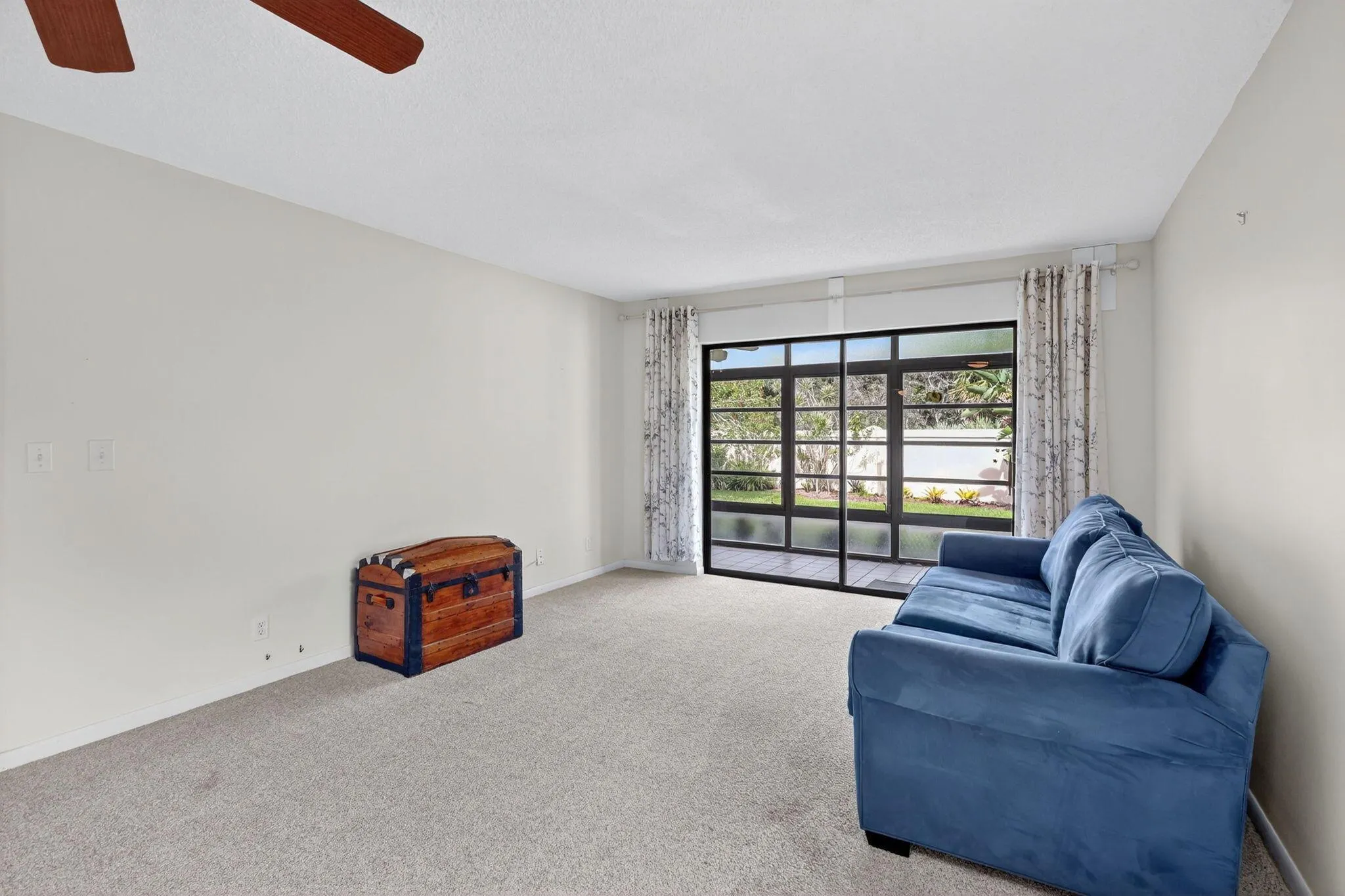 181 SW South River Drive, #106