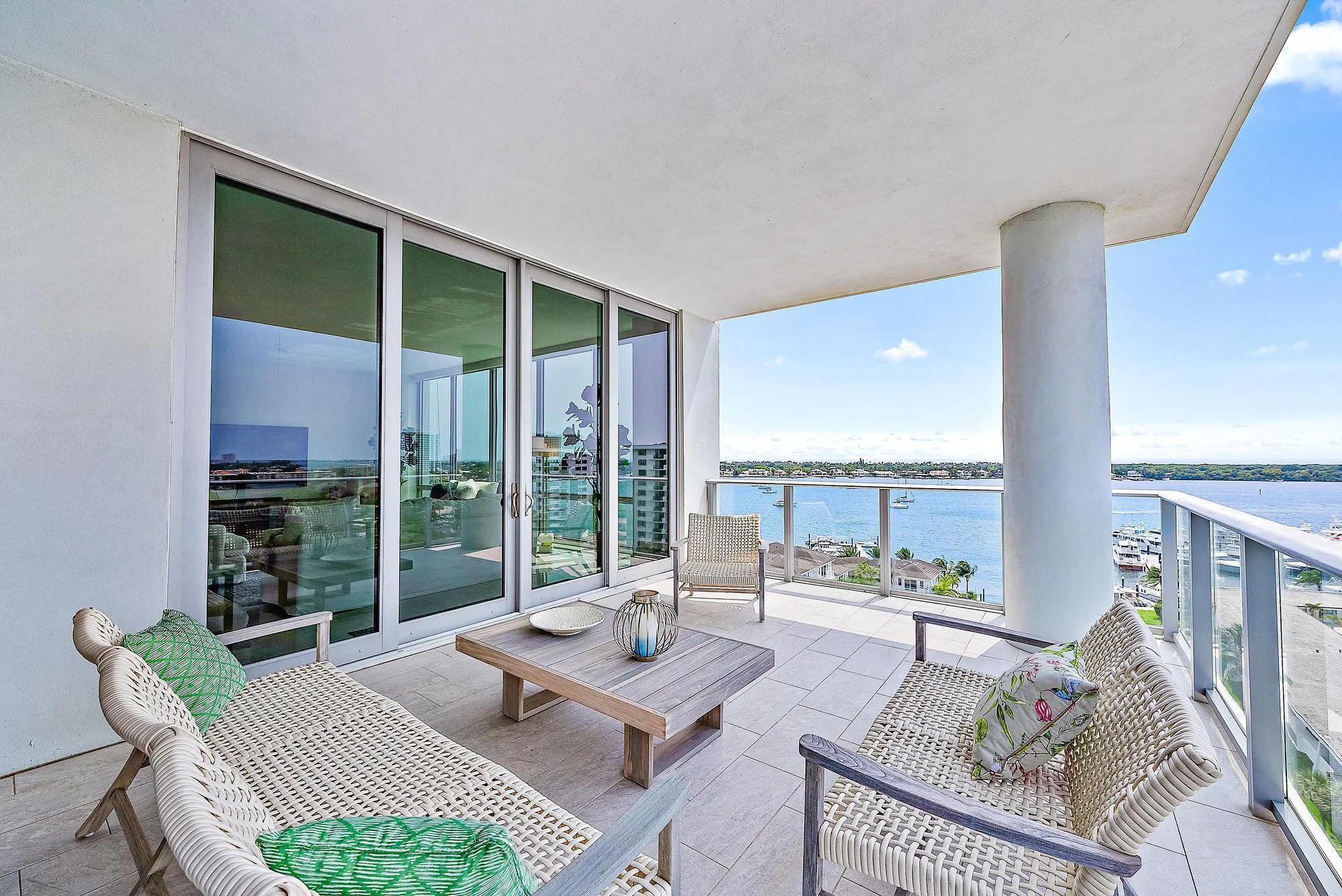 3 Water Club Way, #1002