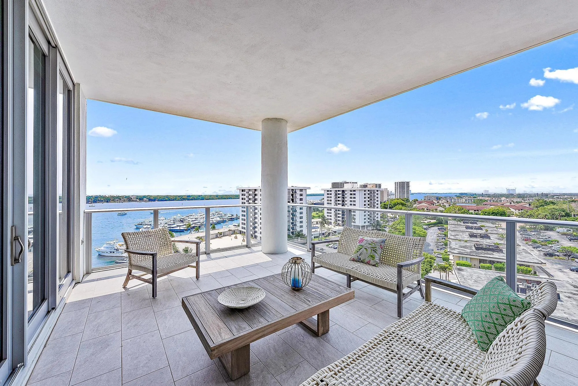 3 Water Club Way, #1002