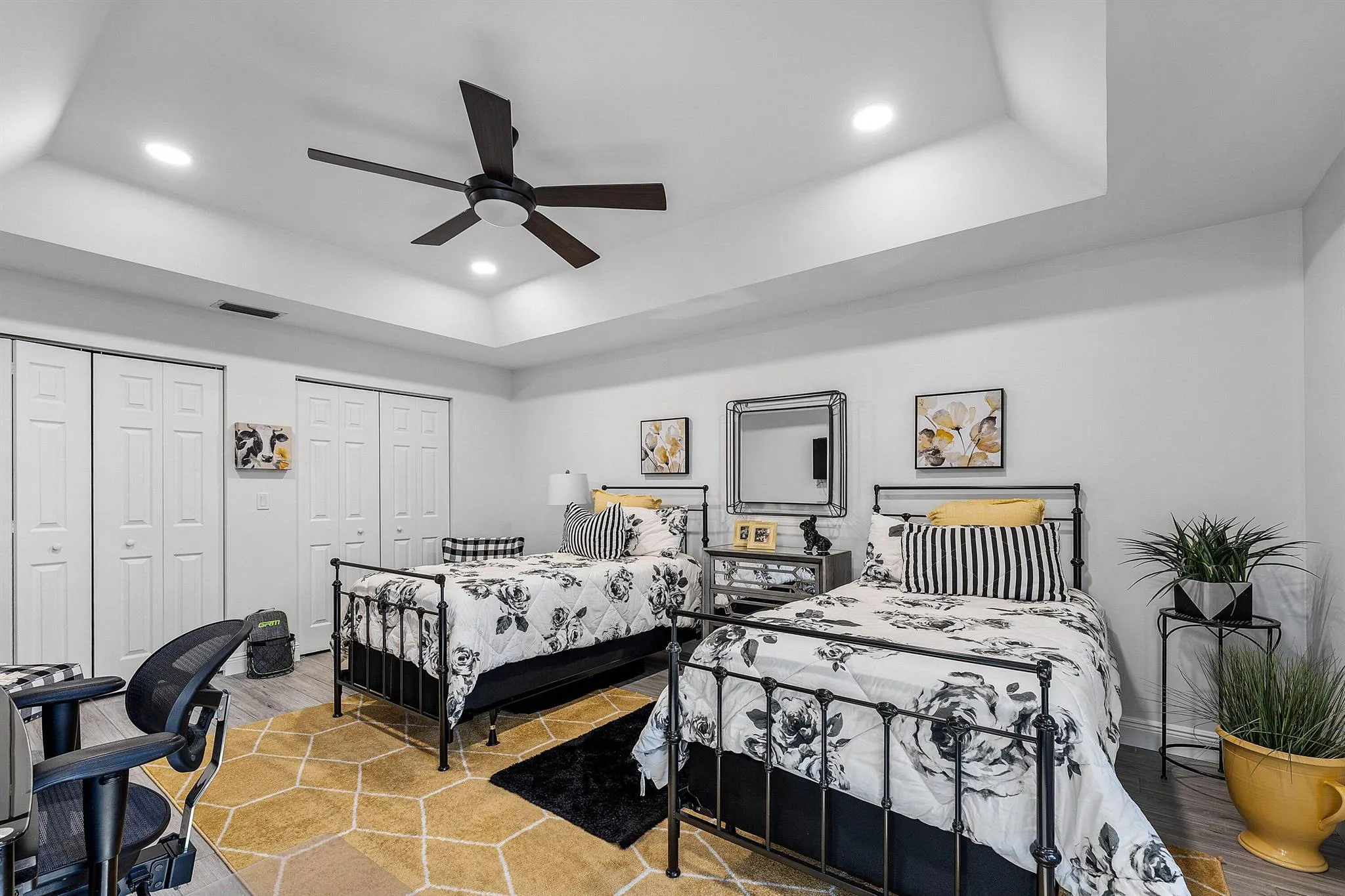6746 Touchstone Circle