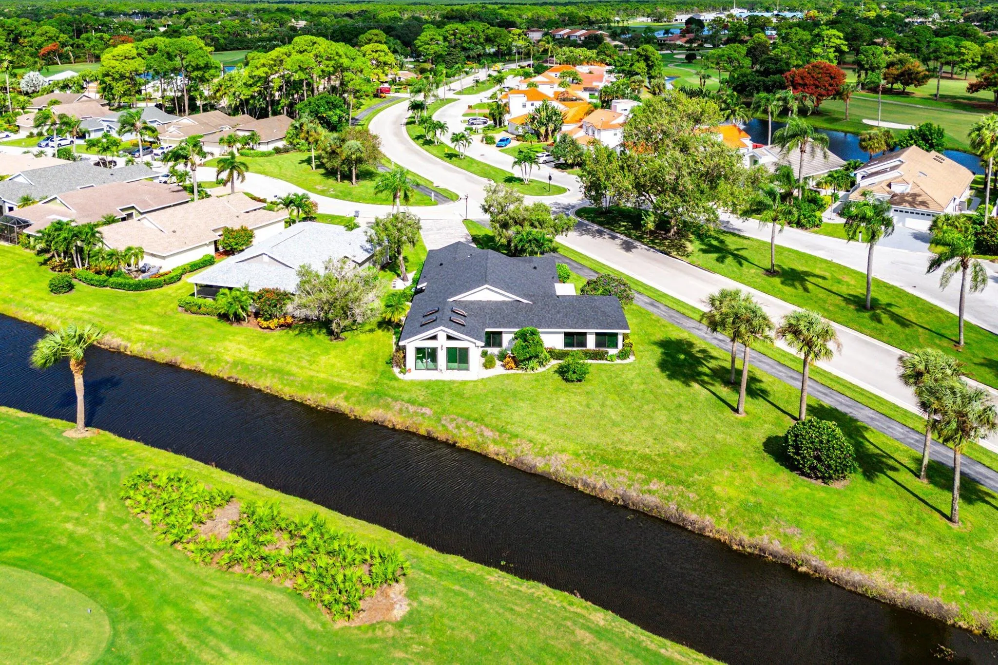 6746 Touchstone Circle
