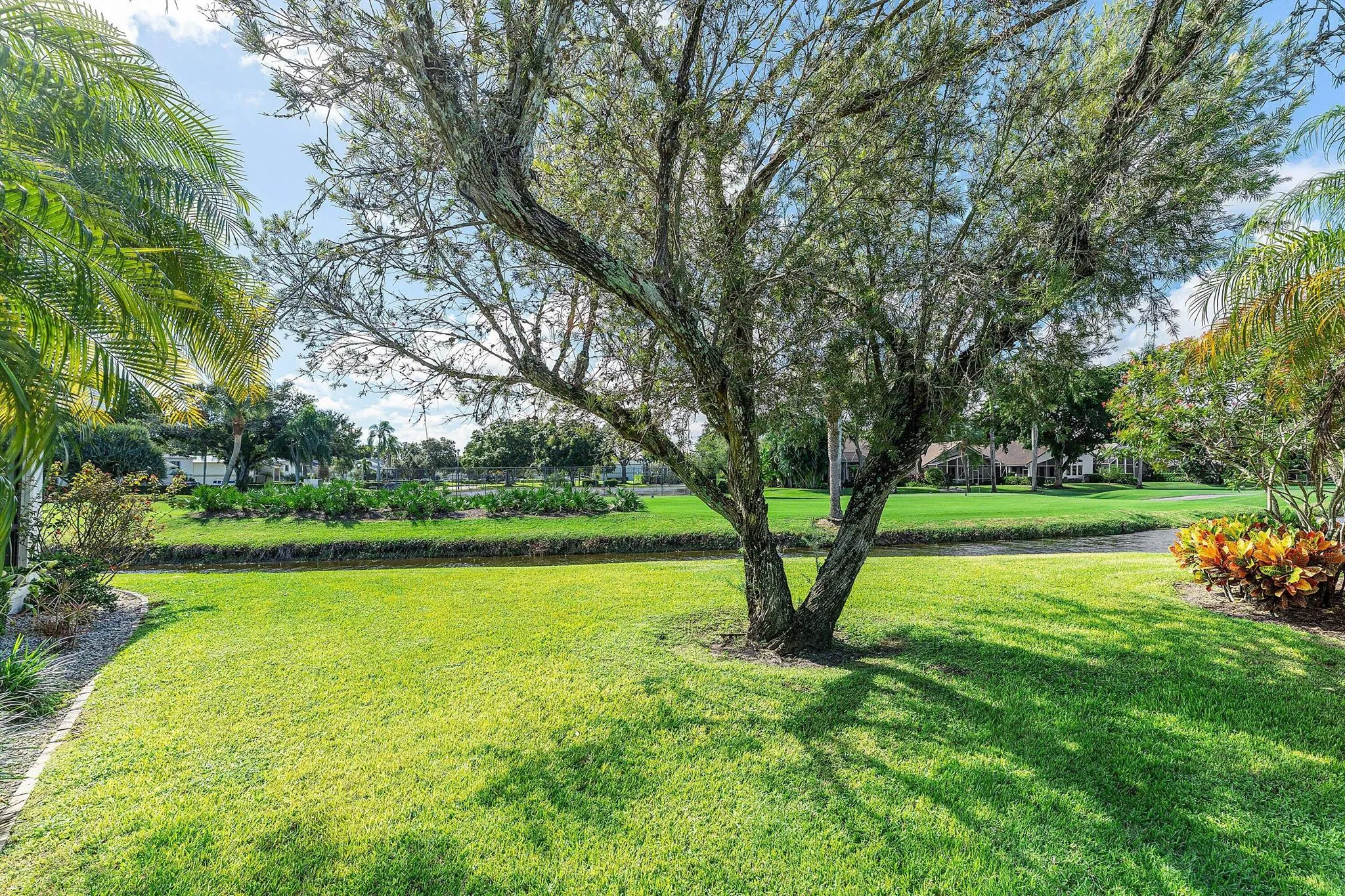 6746 Touchstone Circle