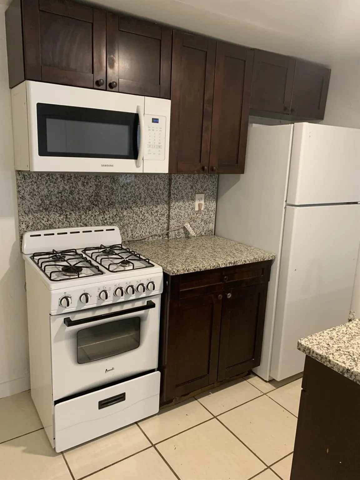 4561 Lake Avenue, #9