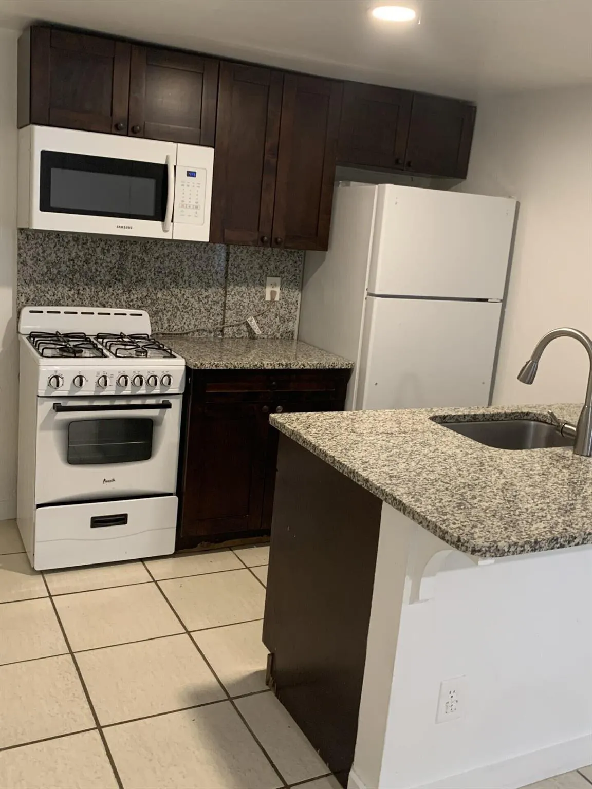 4561 Lake Avenue, #9