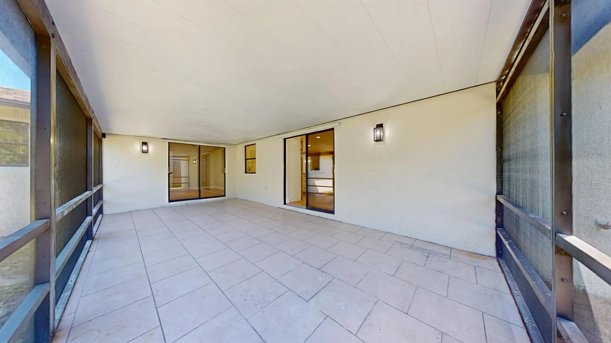 2141 Hypoluxo Road