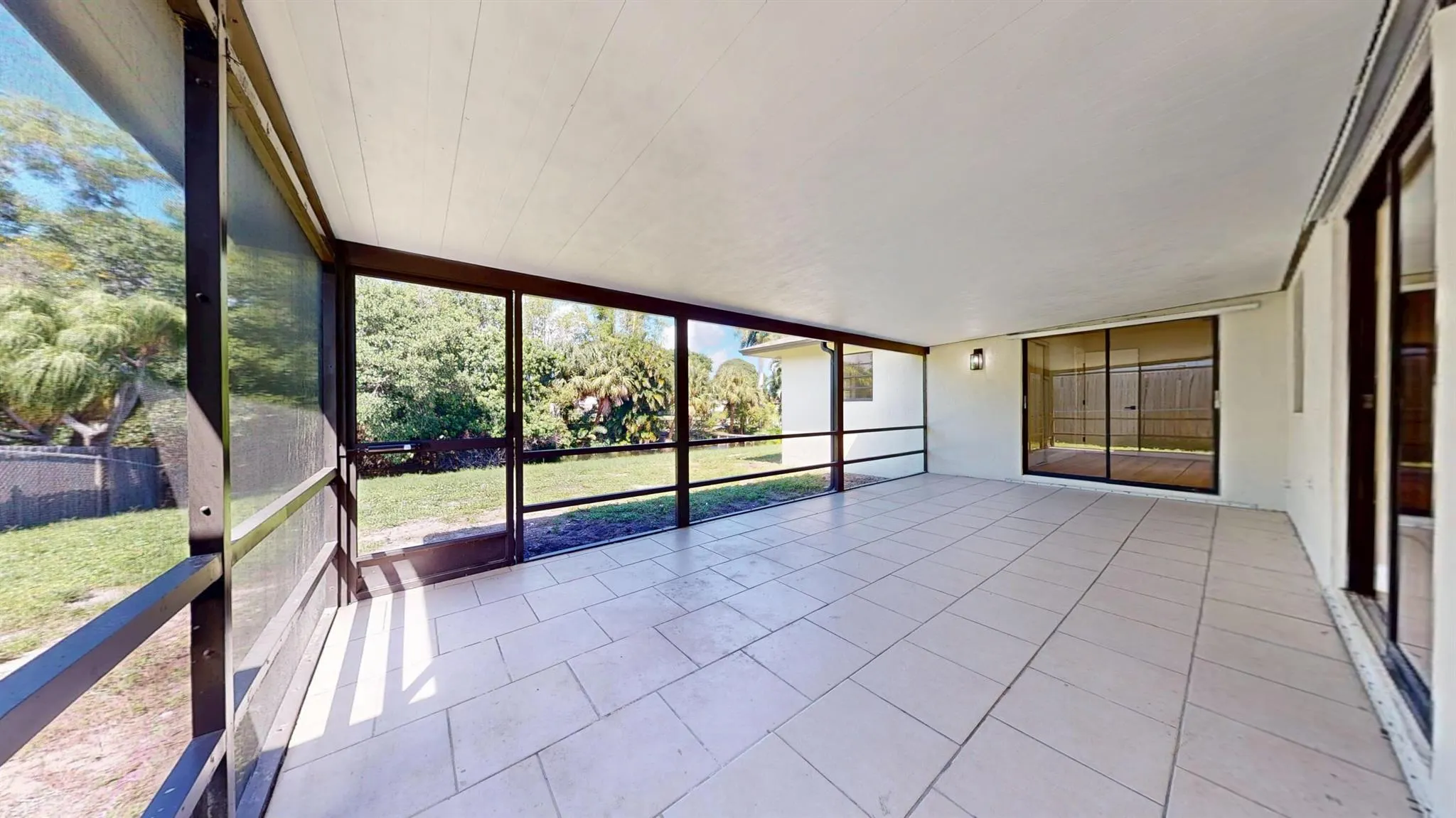 2141 Hypoluxo Road