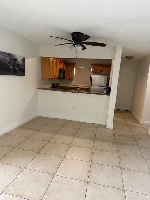 1562 Lake Crystal Drive, #E