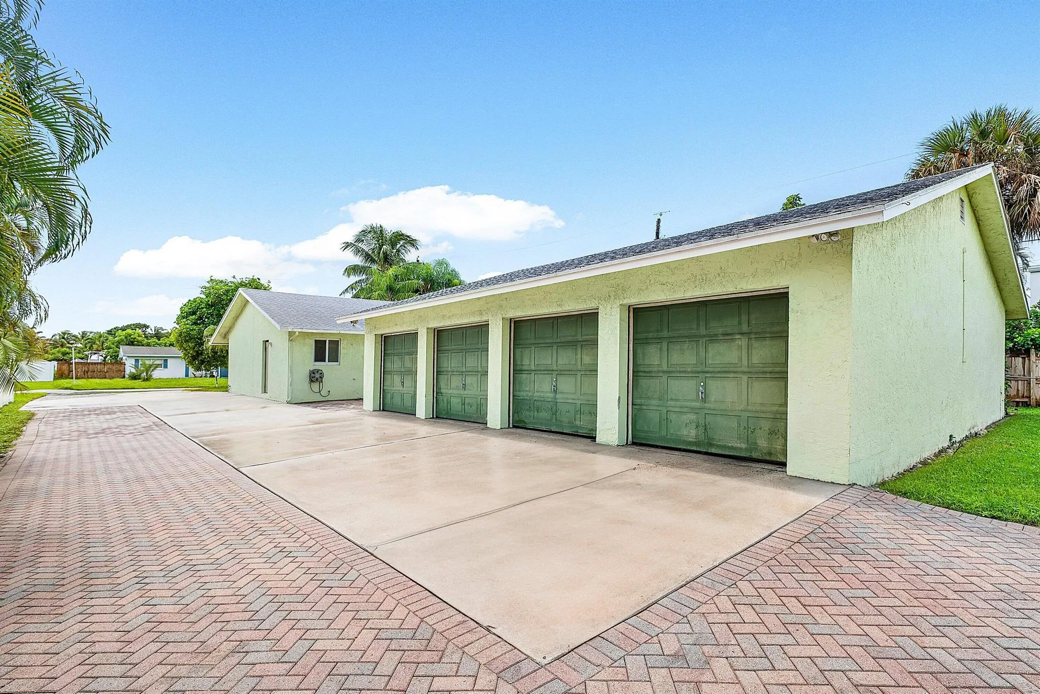 165 NW 8th Street