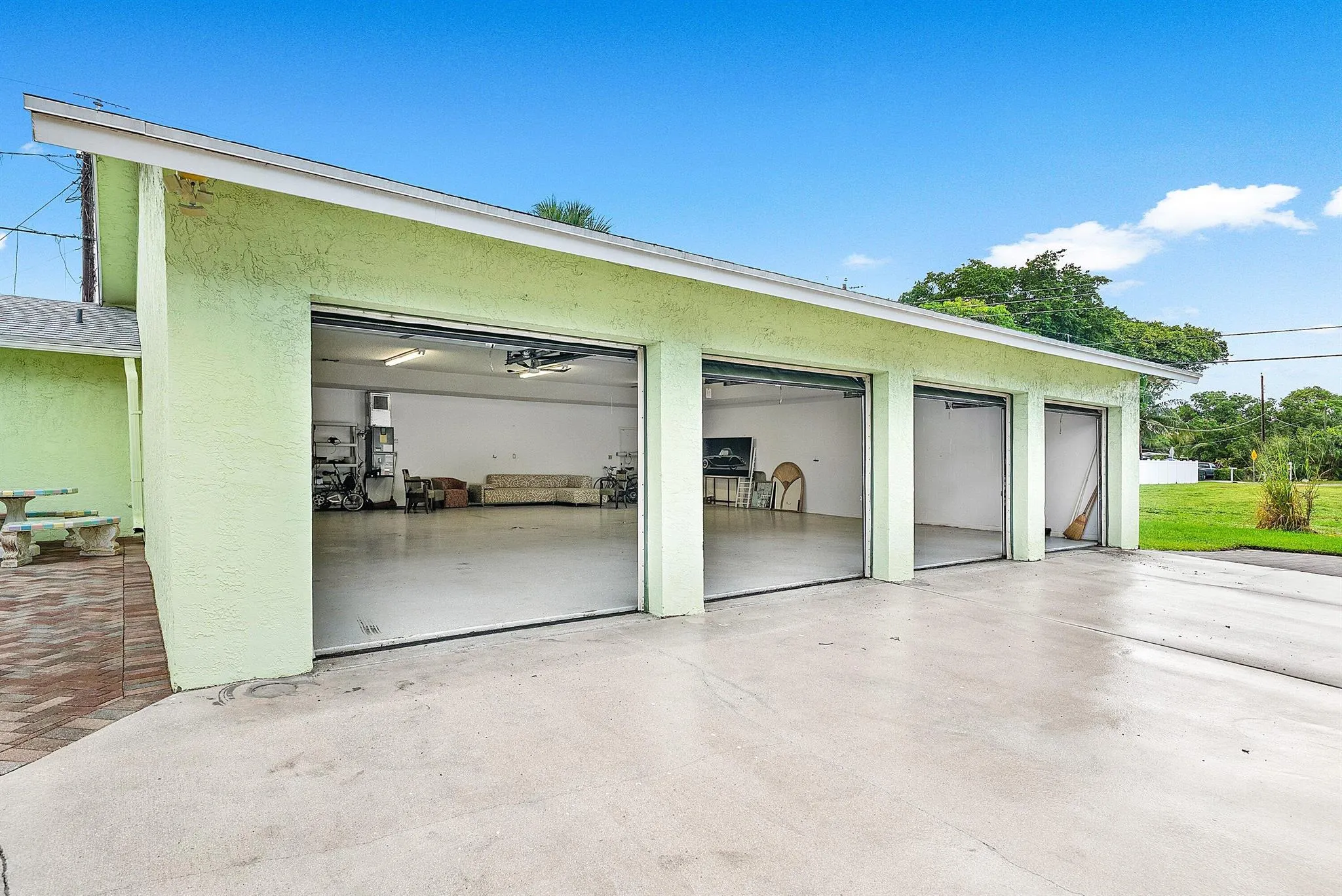 165 NW 8th Street