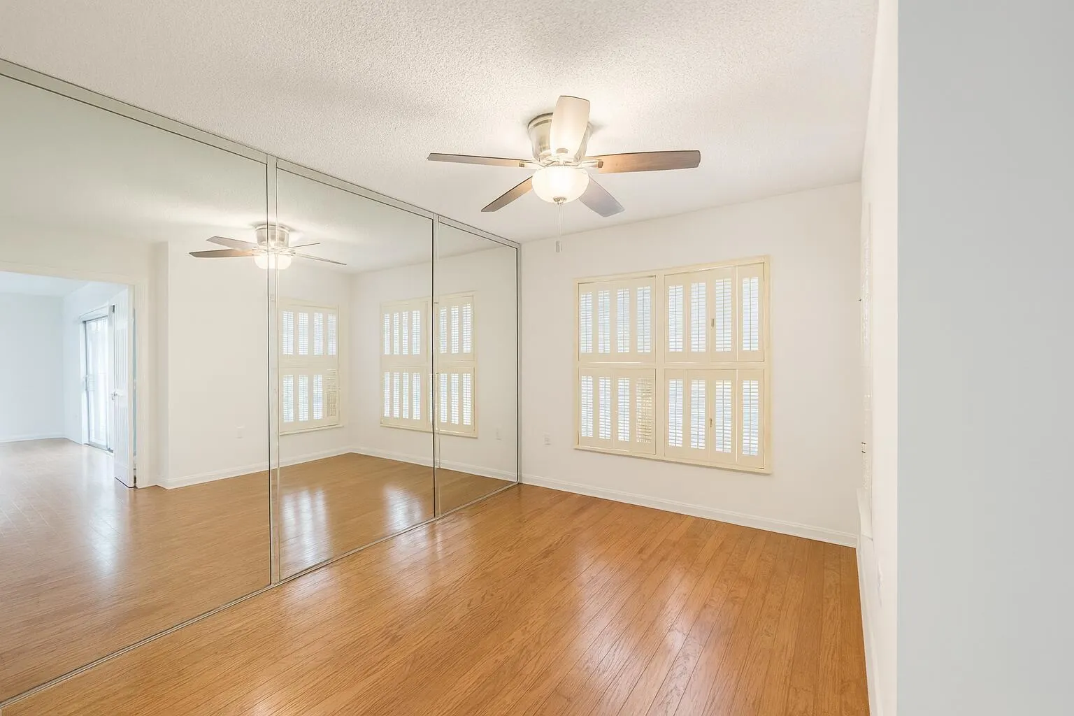 4174 Inverrary Drive, #102
