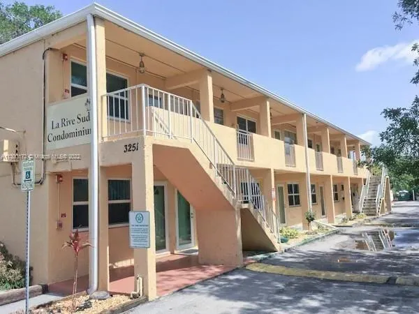 3251 SW 44th Street, #200