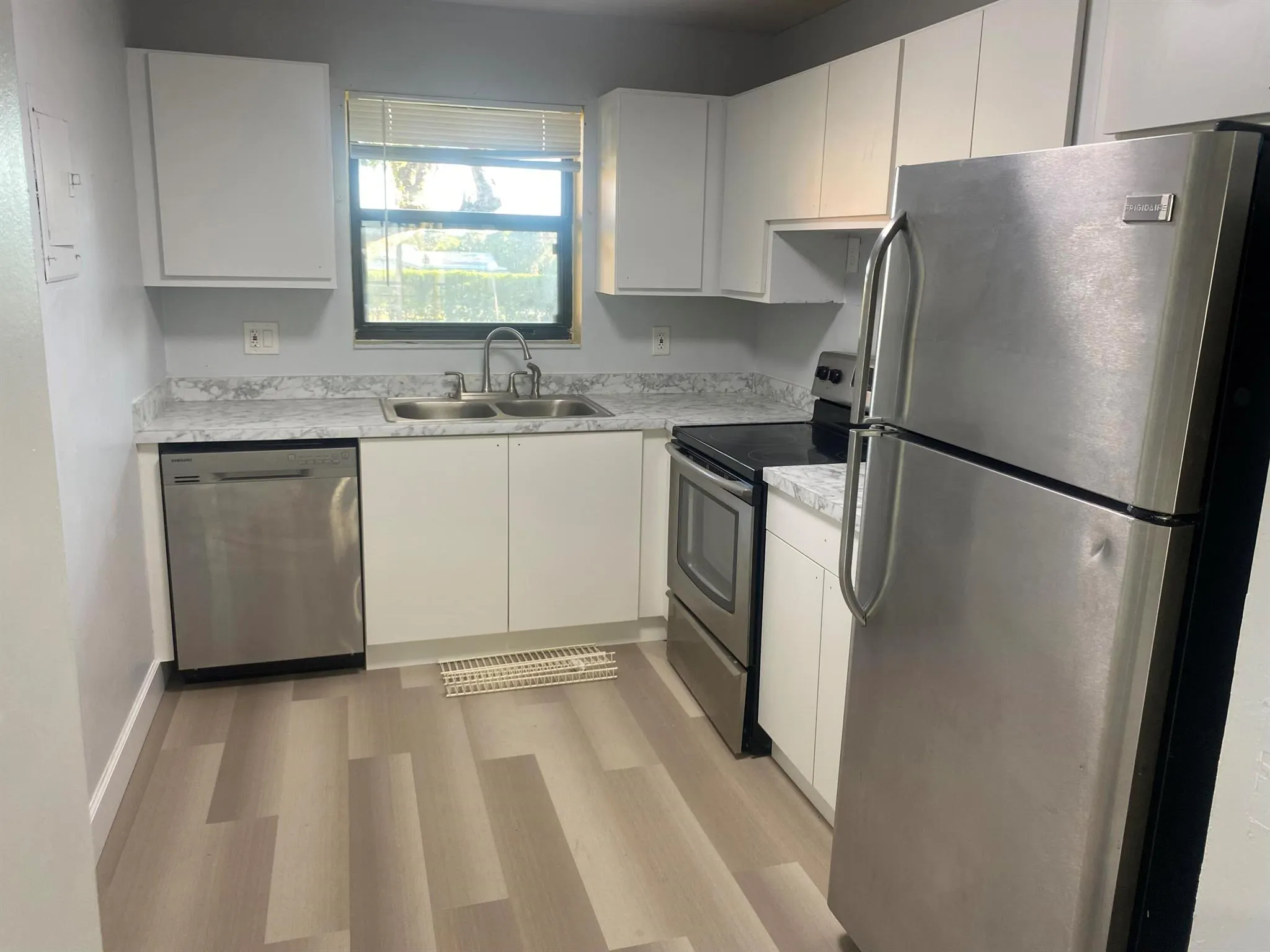 2181 W Woolbright Road, #N201