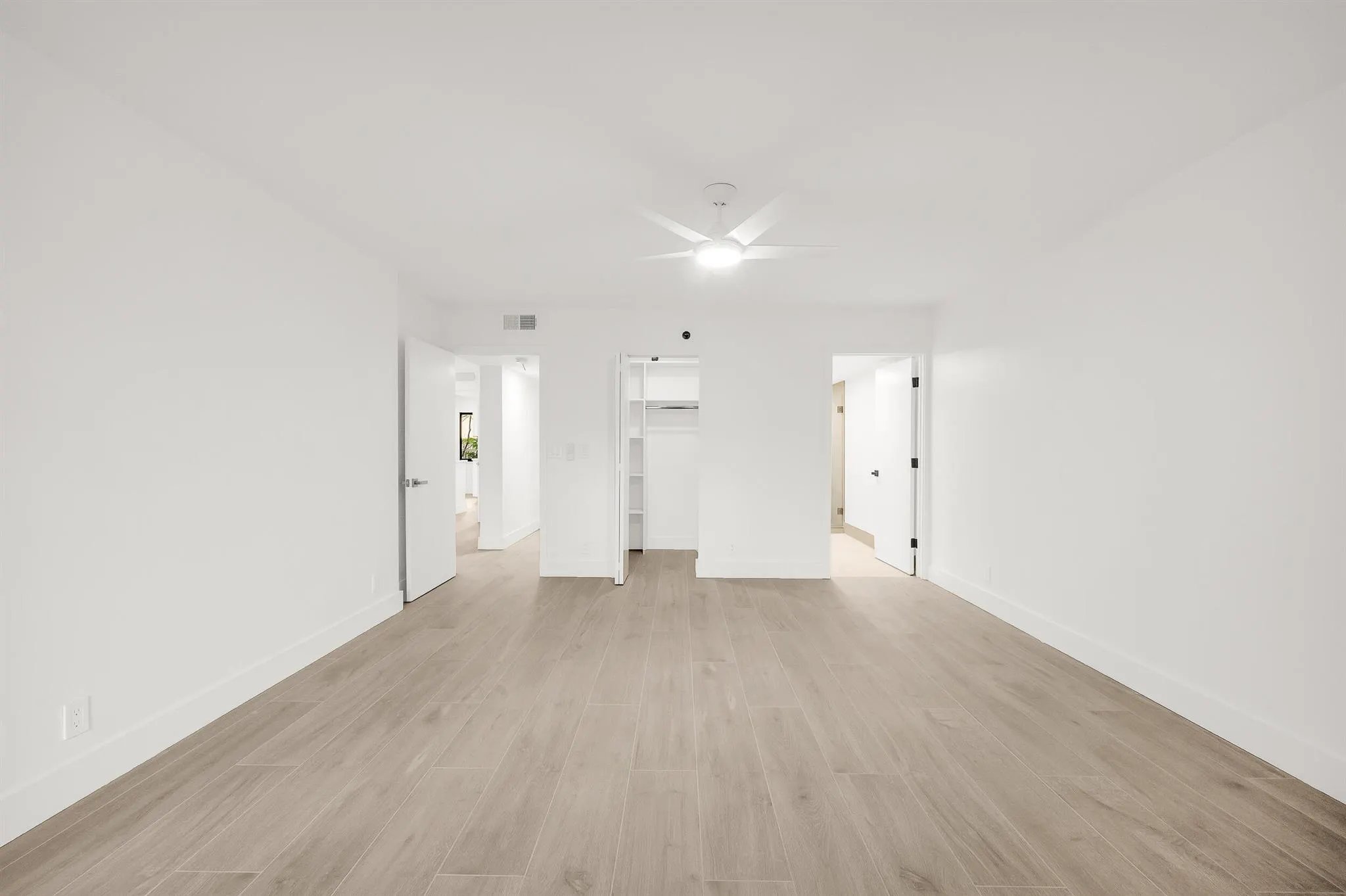 7290 Kinghurst Drive, #102