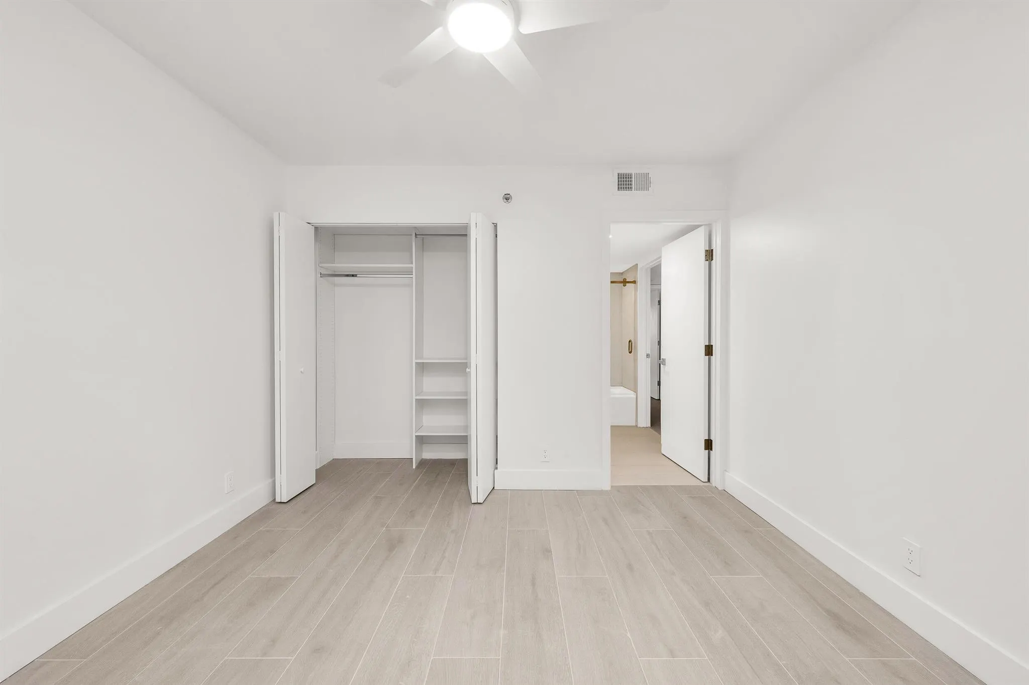 7290 Kinghurst Drive, #102