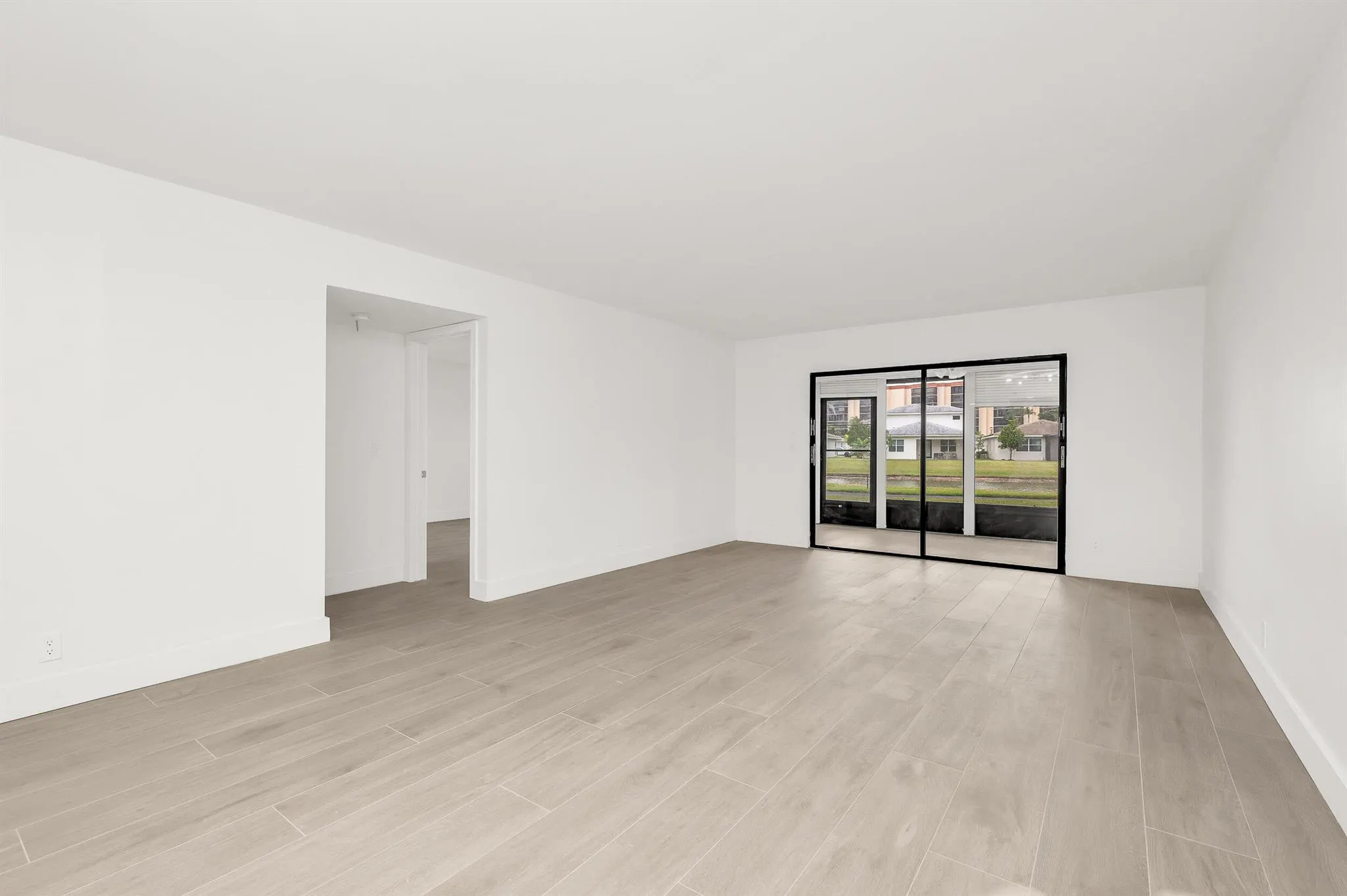7290 Kinghurst Drive, #102