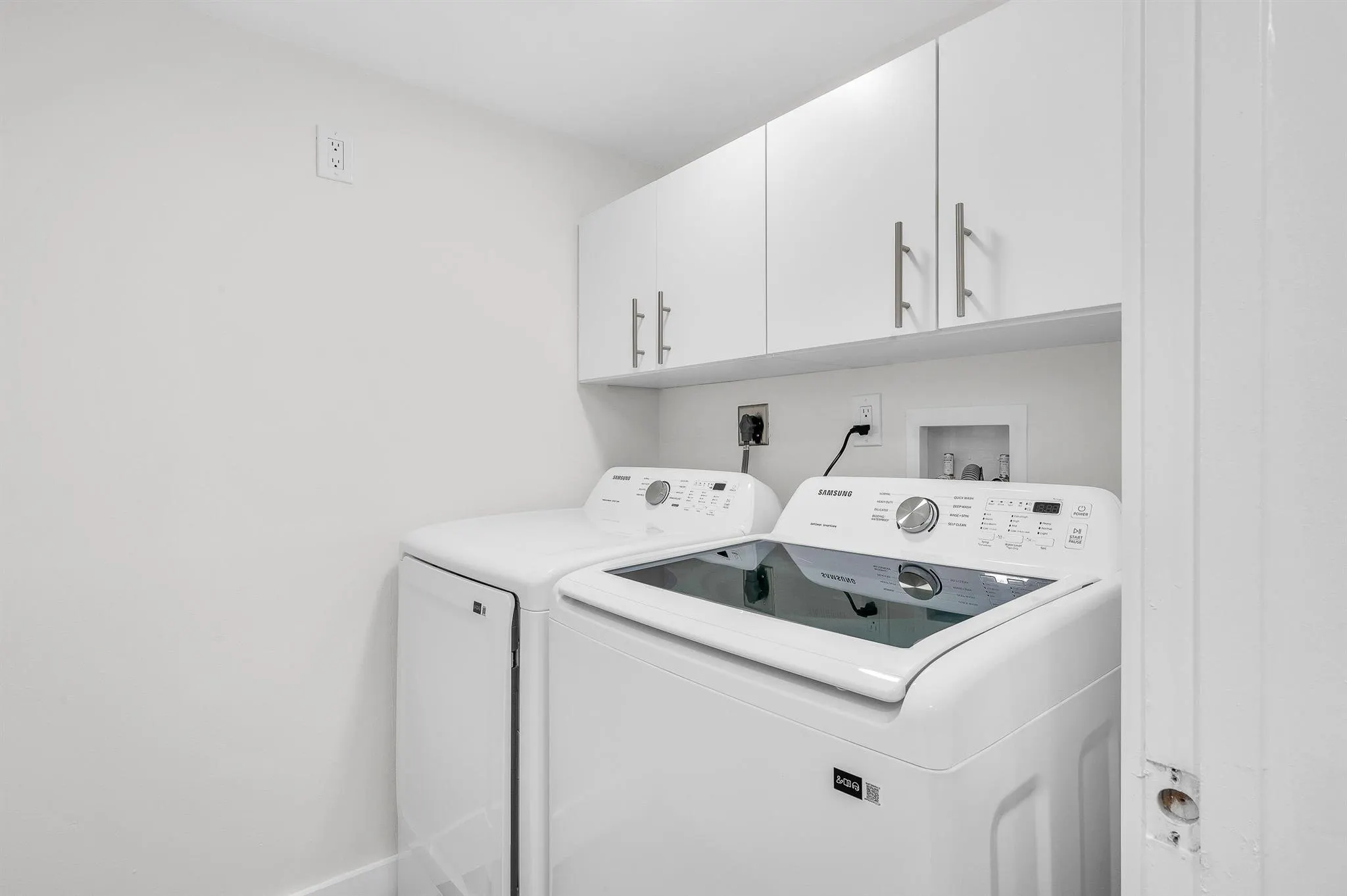 7290 Kinghurst Drive, #301